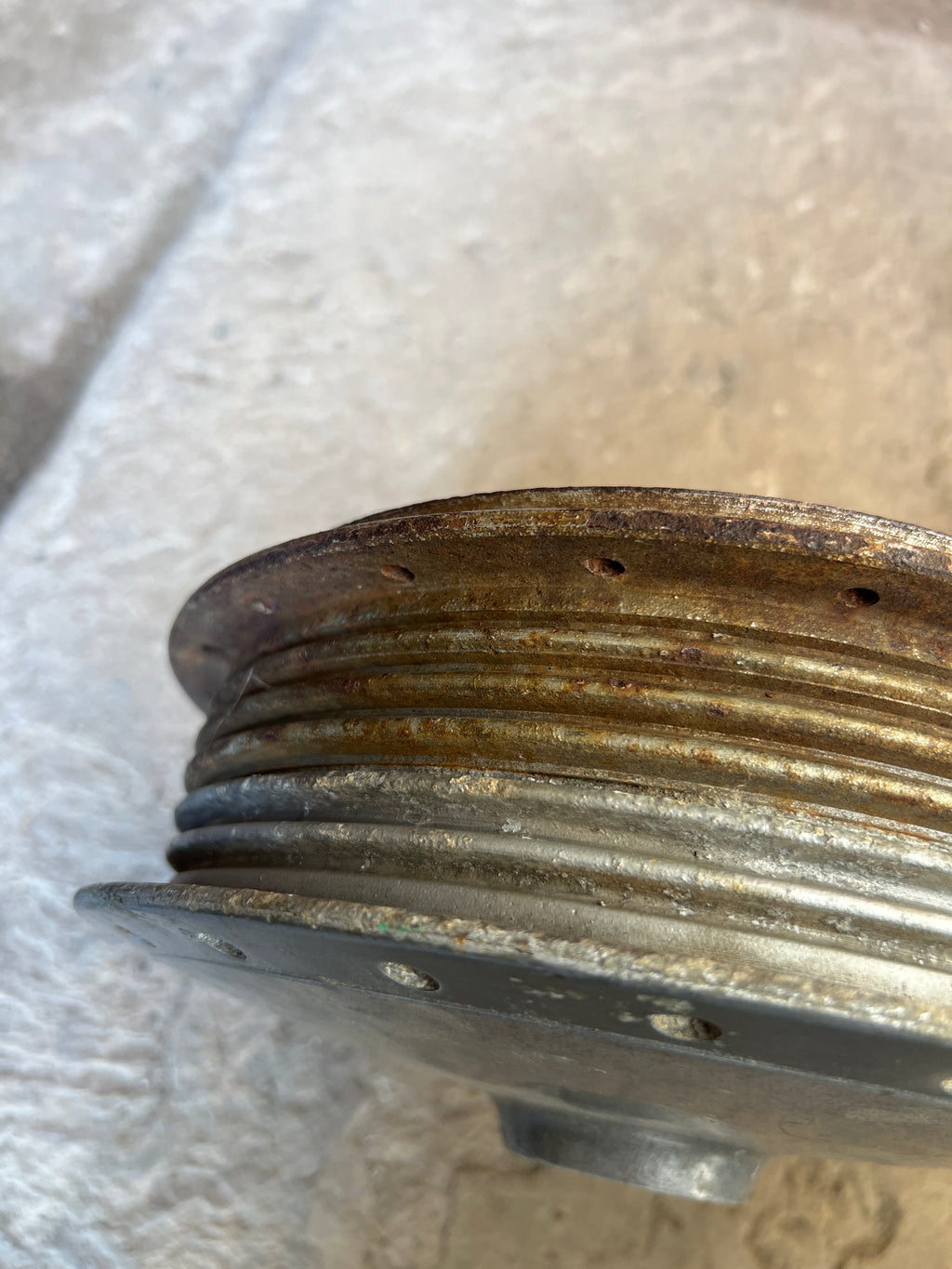 Classic Bike Norton Featherbed Early Full Width Front Hub 1/2 Alloy 1/2 Iron