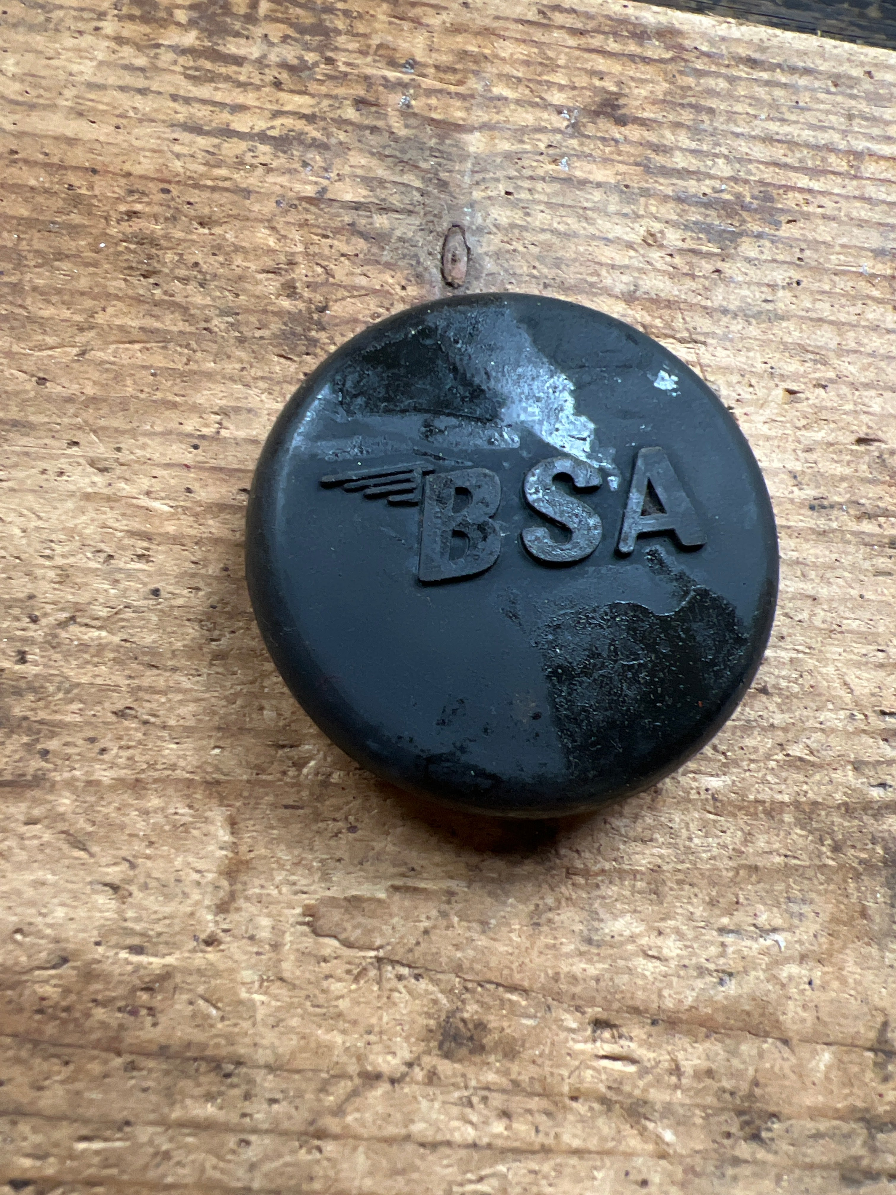 BSA C15 B40 petrol tank bung 40-8039