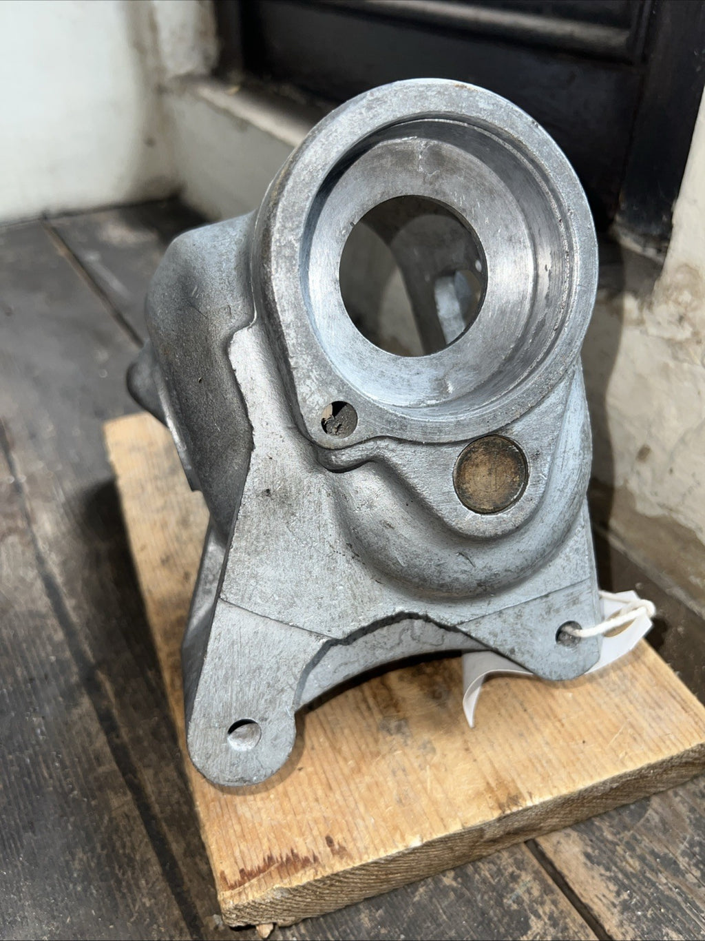 BSA 29-5445 C11 Etc Gearbox Main Shell With Bush NOS