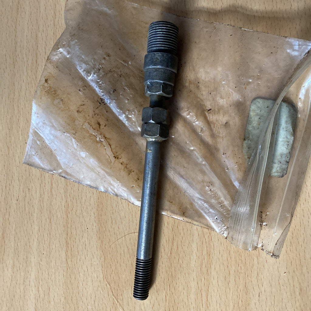 Motorcycle BSA single pre-war barrel stud