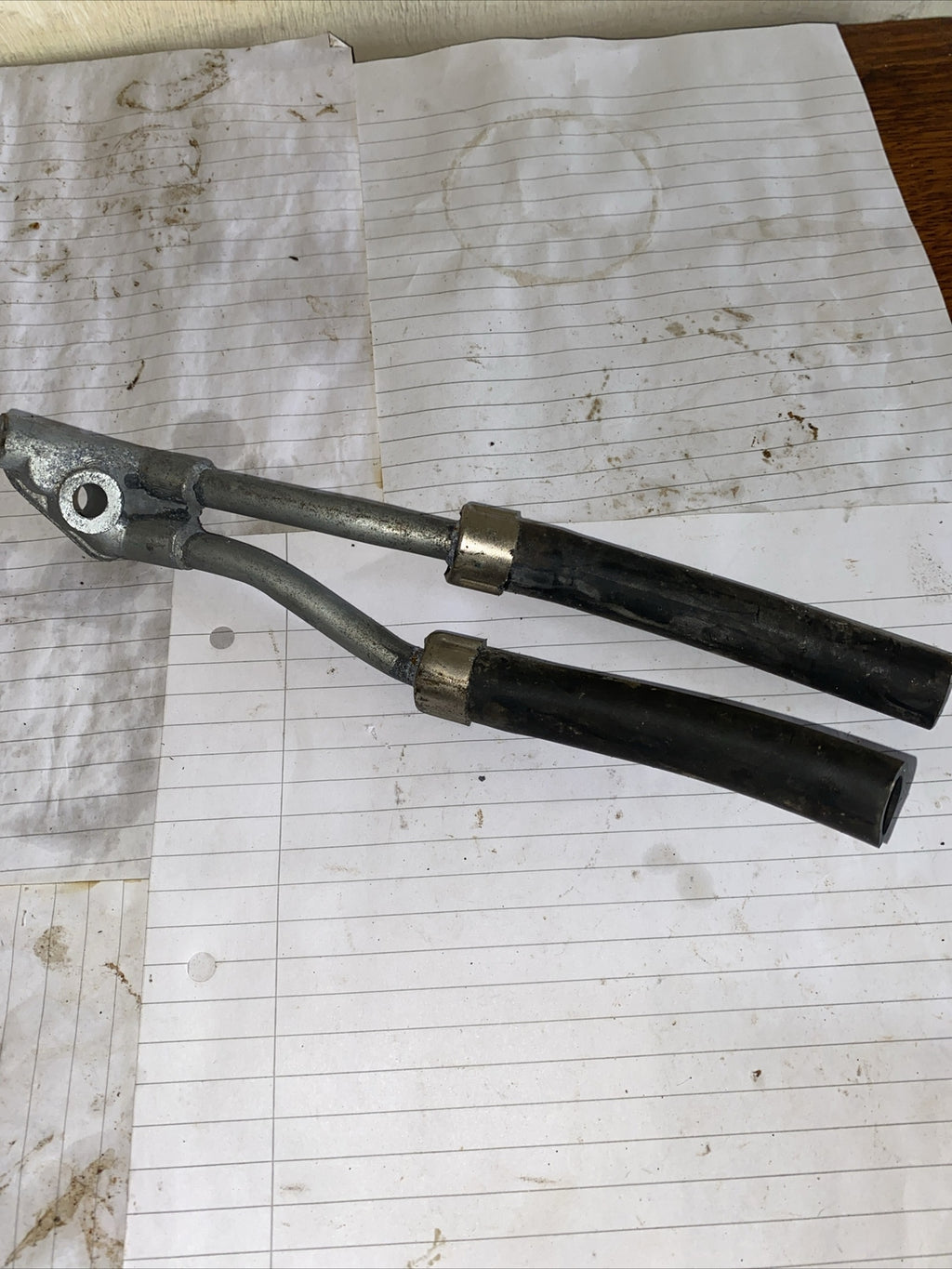 Norton  Main Feed And Return Pipes With Junction And Rubber Pipes