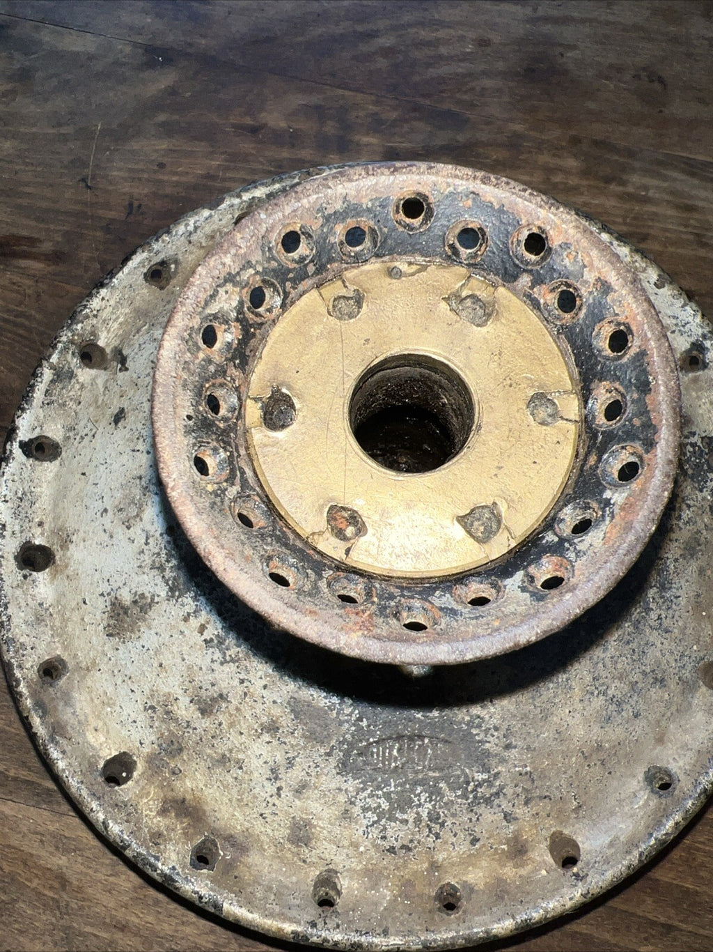 Ariel Pre 50 tele Front Hub  7”