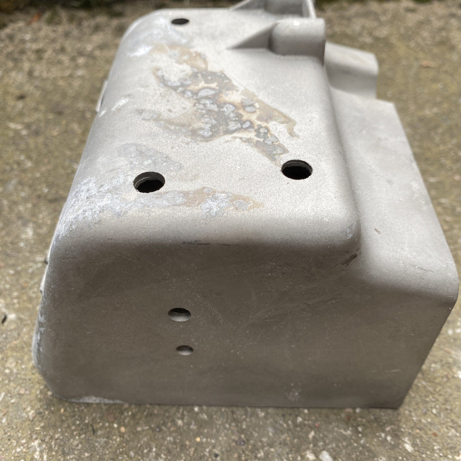 BSA B2555 or B50SS oil in frame type alloy electric box 83-4103