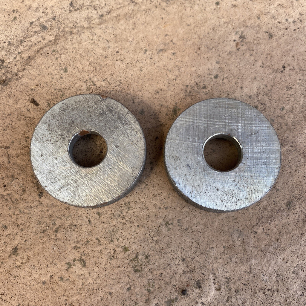 BSA A65 pre-oil Knurled swinging arm spacers 82-9537 82-9536