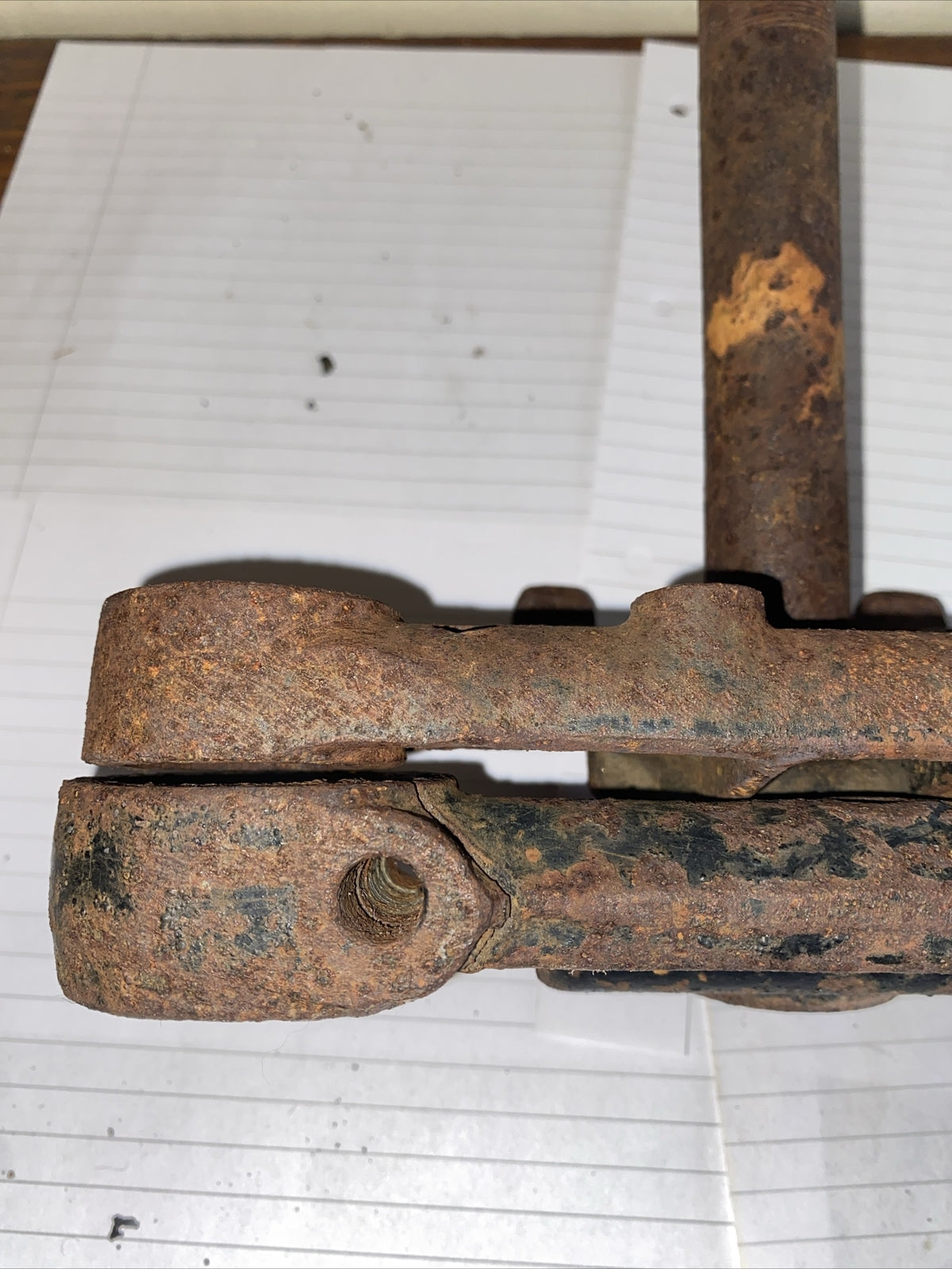 BSA B25 250 cc Pair Of Yokes