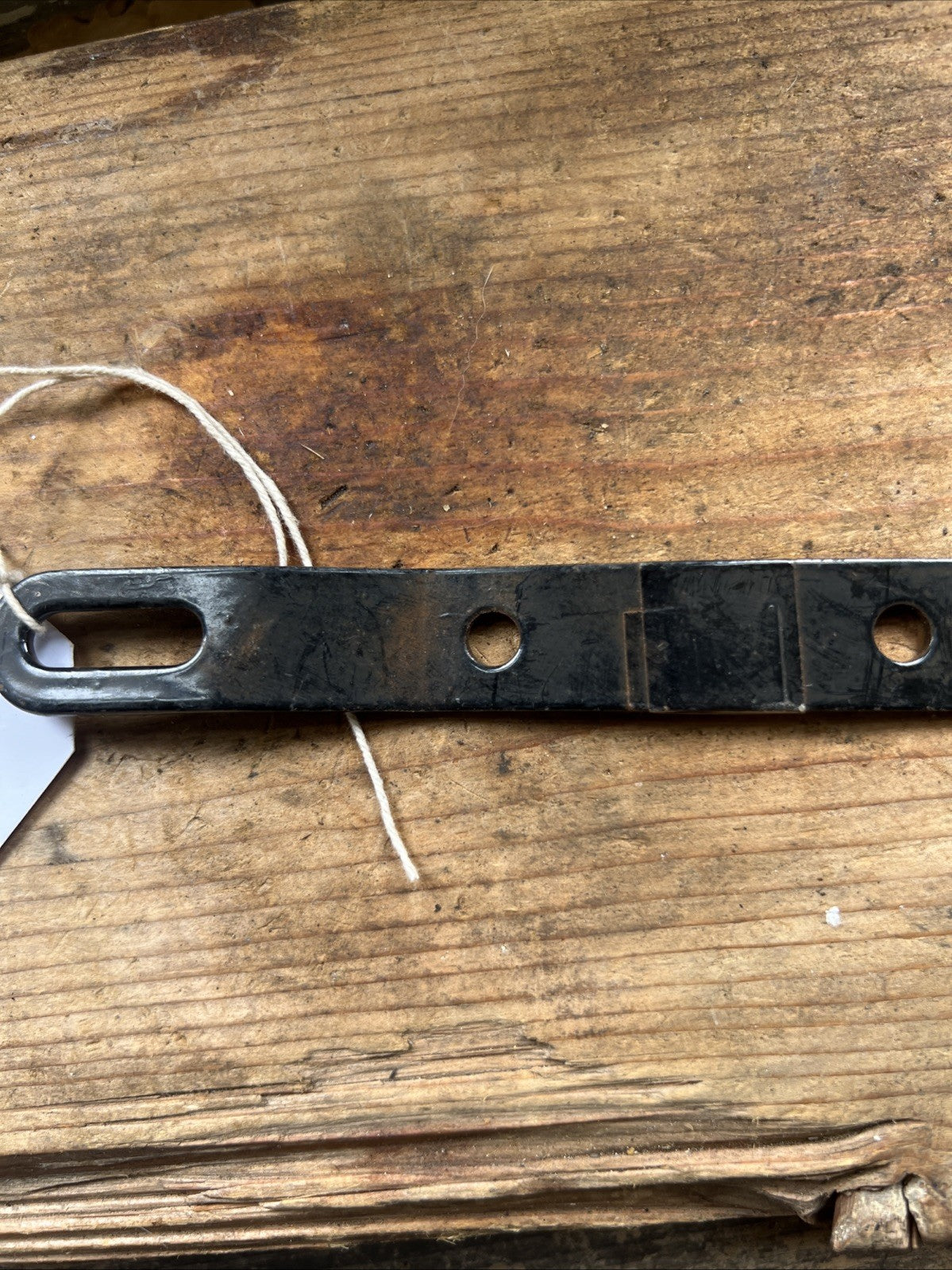 Triumph T160 82-6850 Bracket Bottom Rear Number Plate NOS