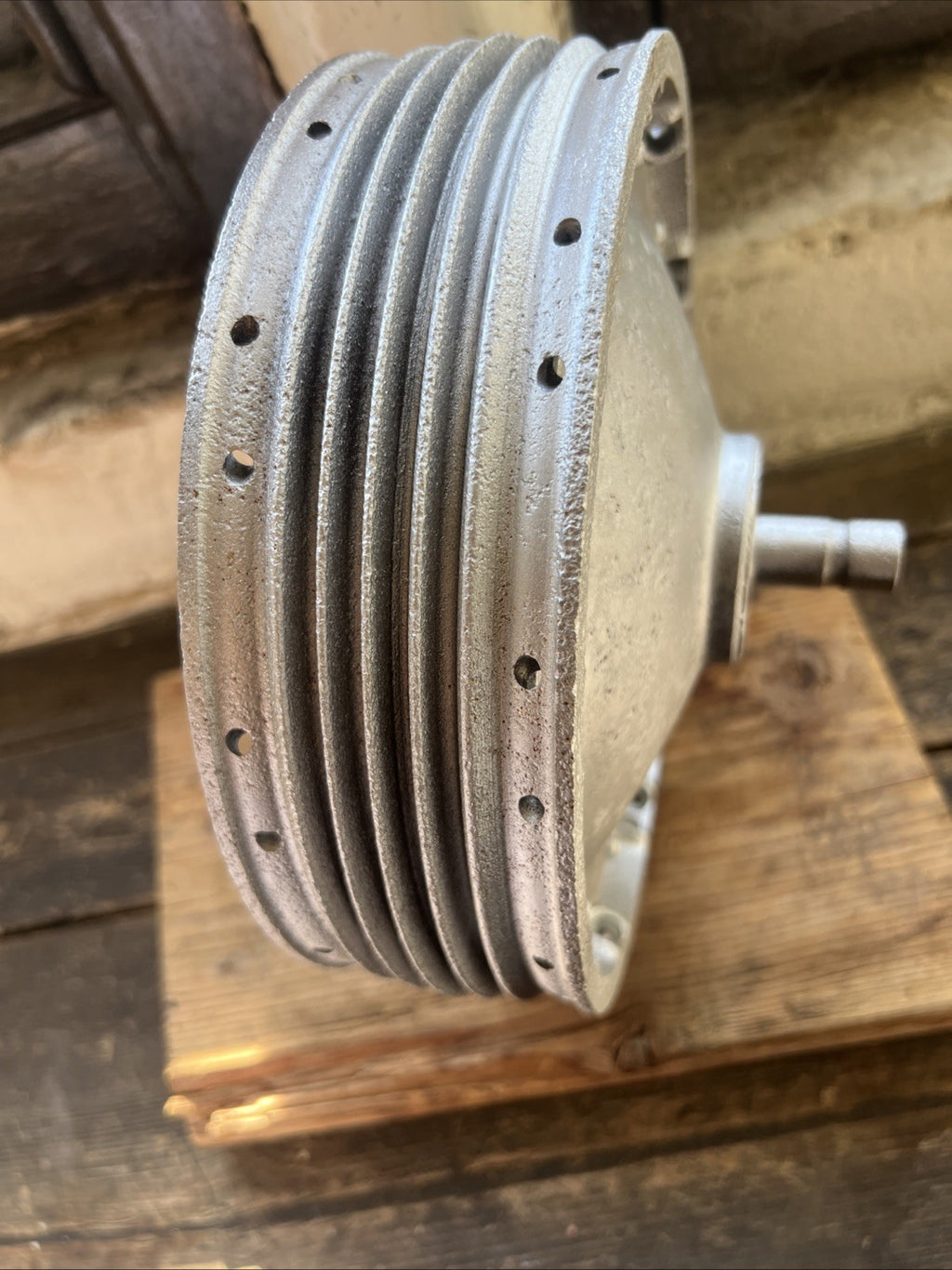 Triumph/BSA 650 Pre Unit Twins 8” Full Width Cast Iron Front Hub With Spindle