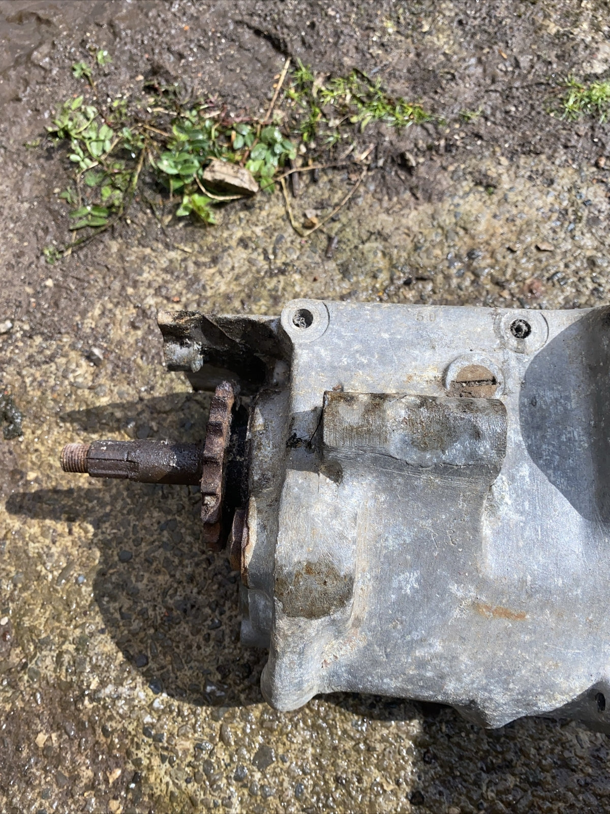 Early Motorcycle Gearbox Villiers 4 Stud Type