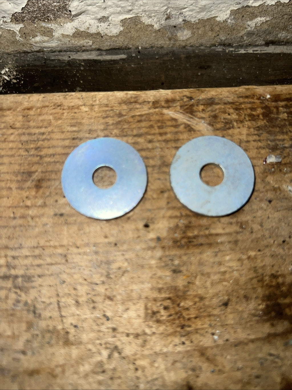 BSA A65 Etc OIF 2 1/2 Gallon Petrol Tank Washers For Centre Petrol Tank Fixing