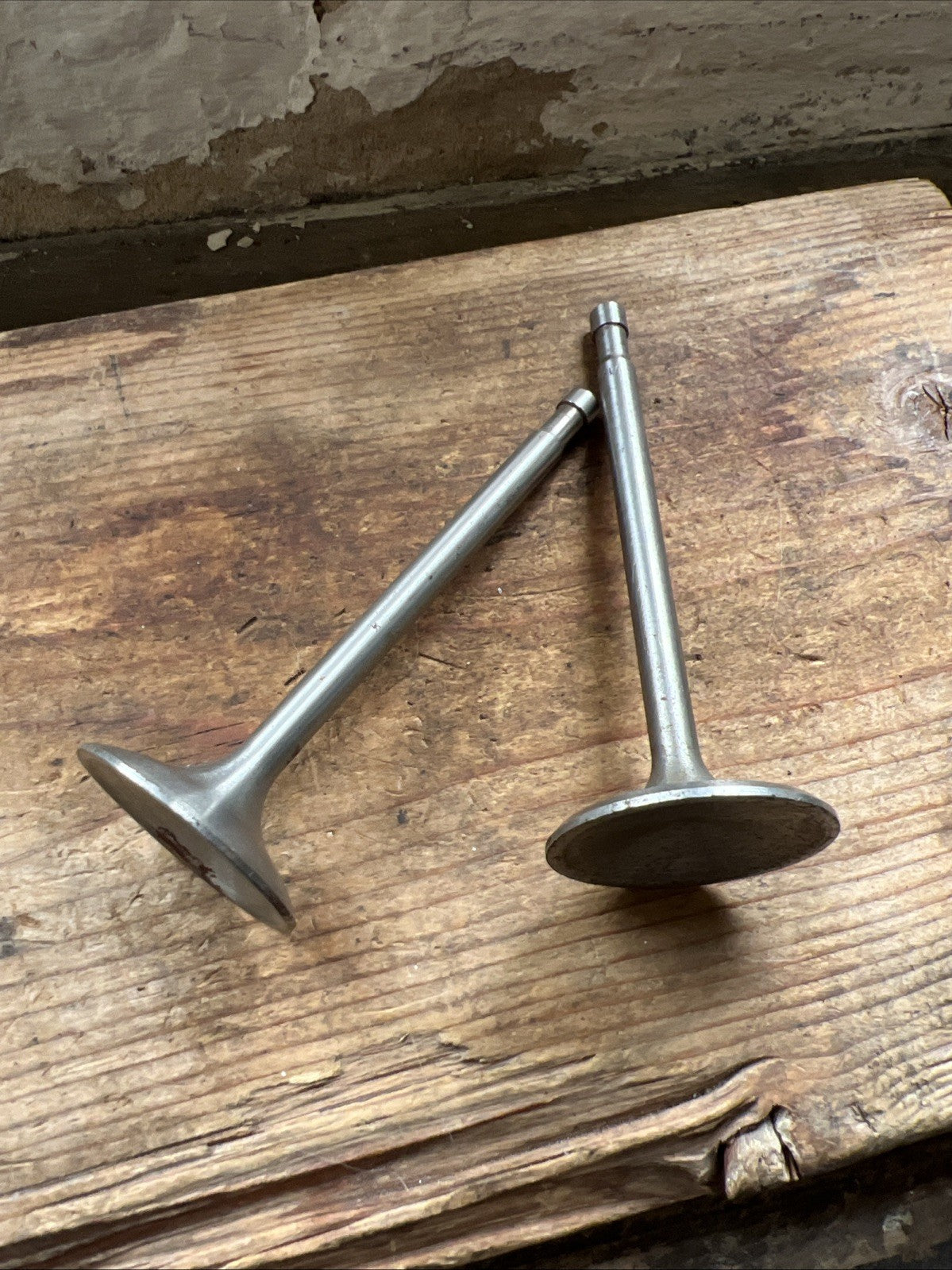 Matchless G11 600cc Twin Inlet Valves 1957-58 V171 Pair NOS
