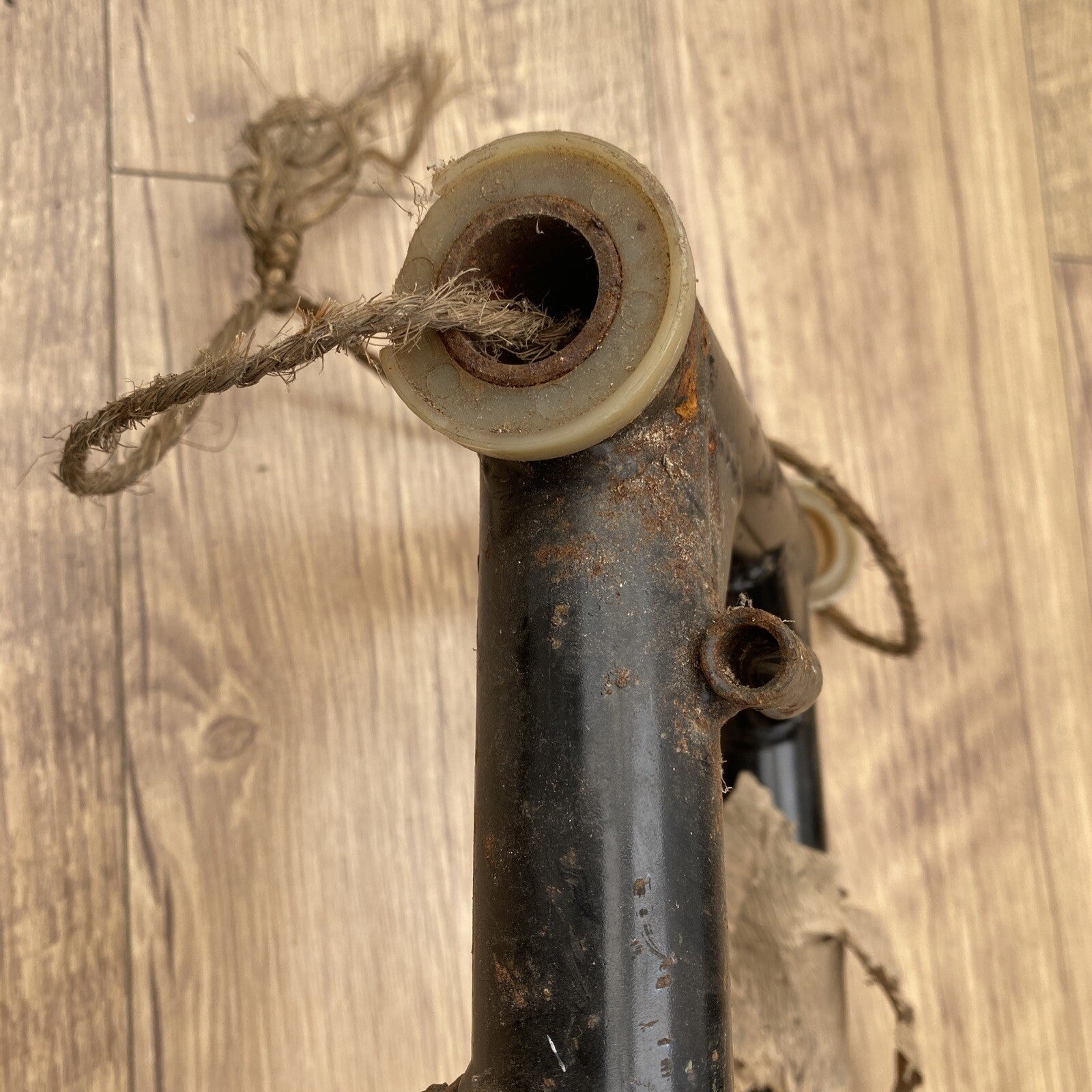 Triumph Swinging arm BSA B25 B50 T25 oil in Frame Classic Motorcycle