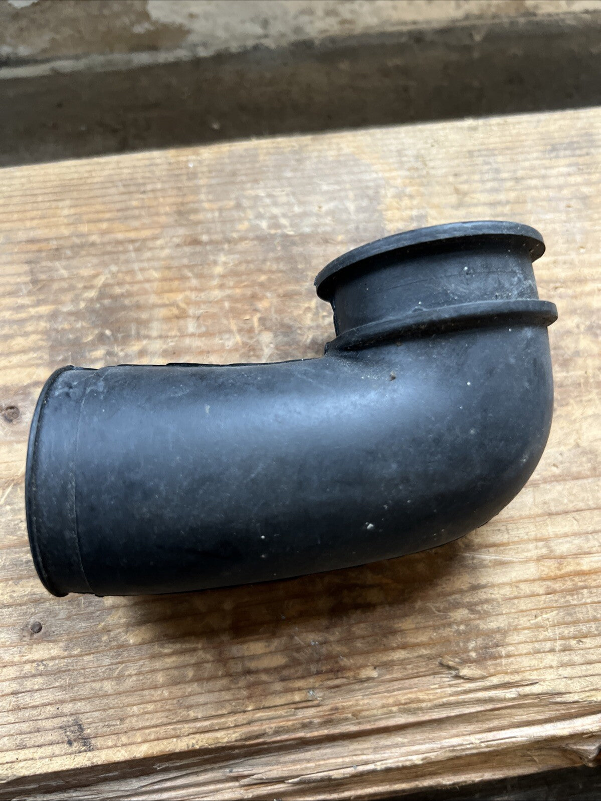 Triumph Tiger Cub Late Type L Shaped Air Hose