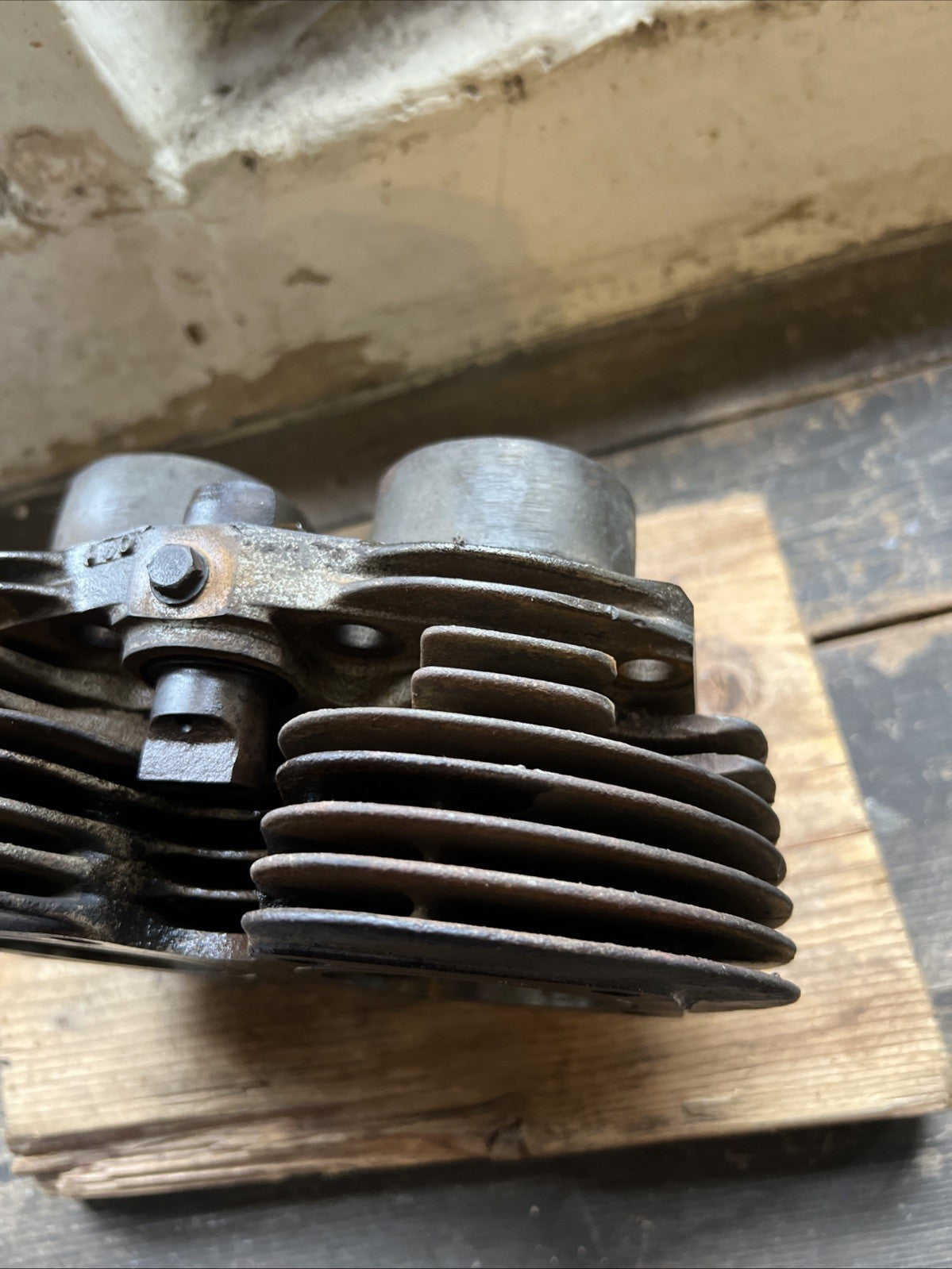 Triumph 3TA/T90 Twin 350cc Cylinder Barrel Standard Bore