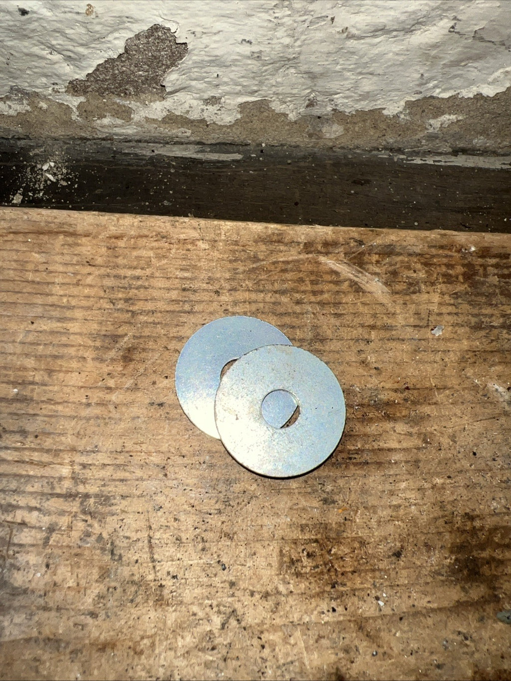 BSA A65 Etc OIF 2 1/2 Gallon Petrol Tank Washers For Centre Petrol Tank Fixing