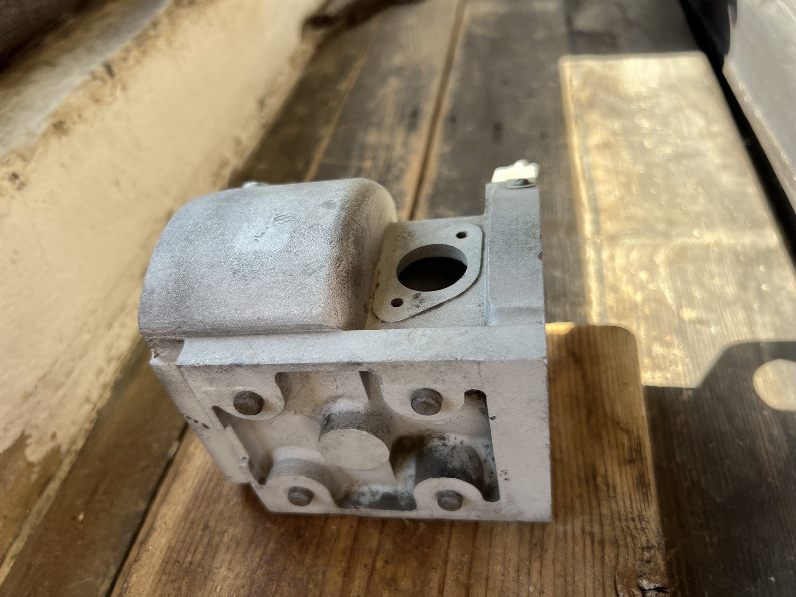 Lucas Single Cylinder Mag Dyno Body Anti Clock Used
