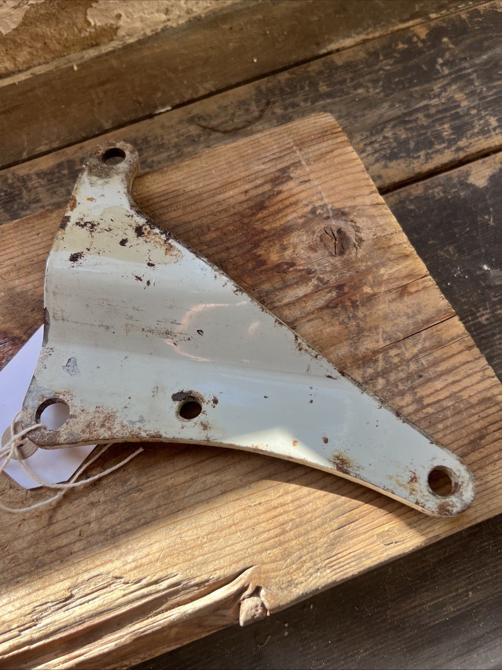 BSA 83-2110 A65 Oil Frame Left Hand Rear Engine Plate NOS