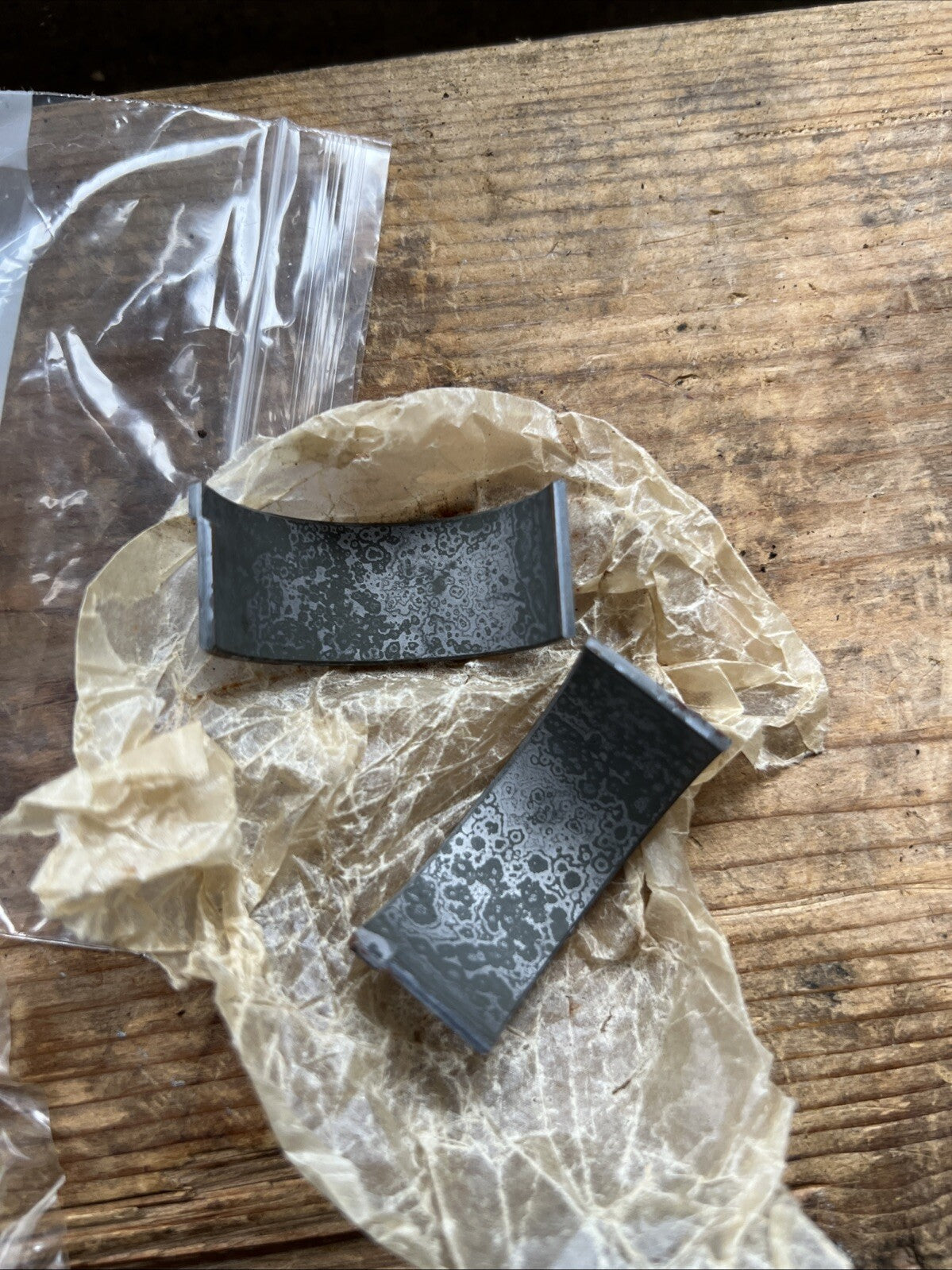 Triumph 71-1481  Pair Of Big End Shells