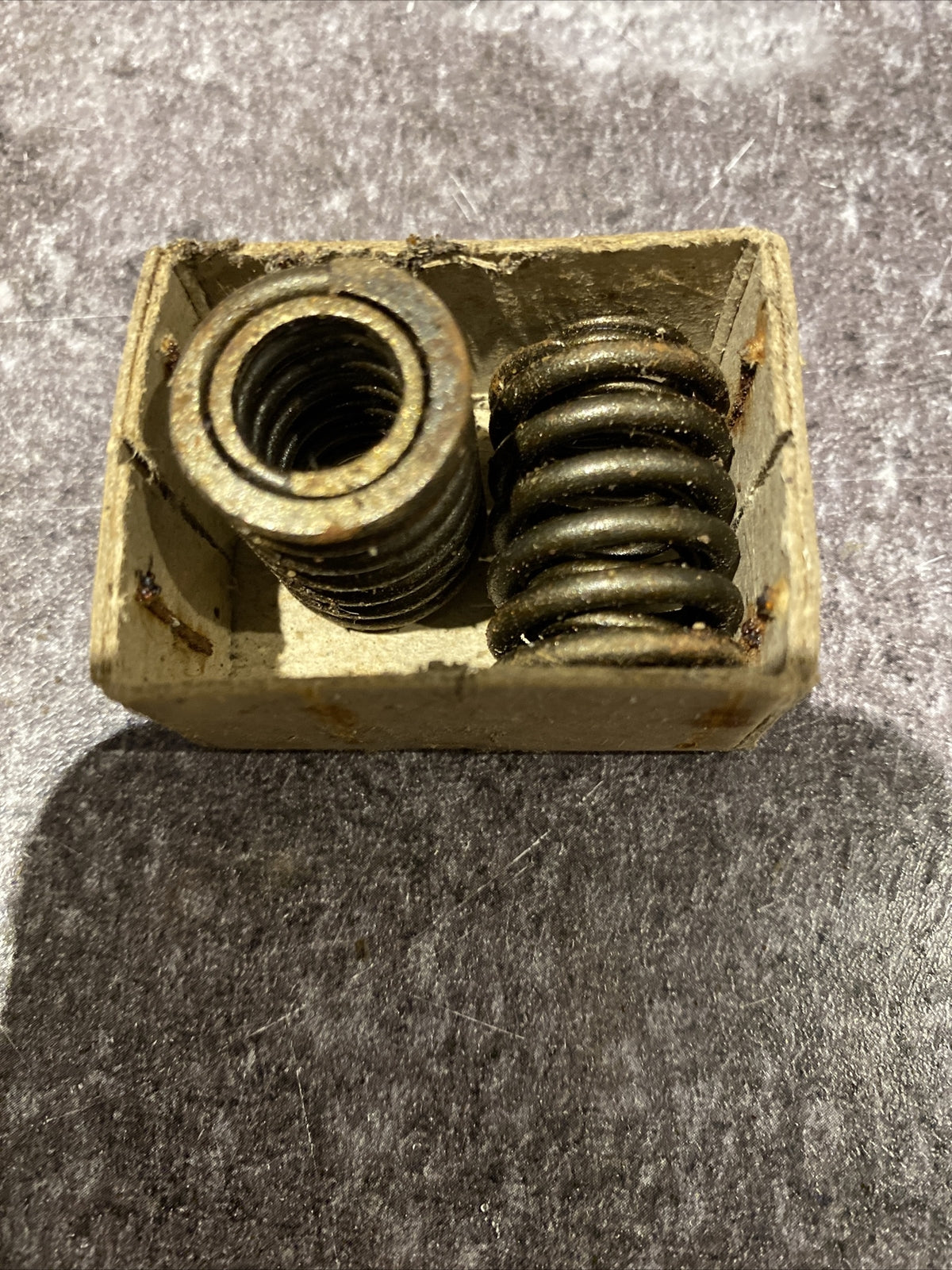Honda 50cc C100, C102 1963 Valve Spring Set Motorcycle Valve Spring Set