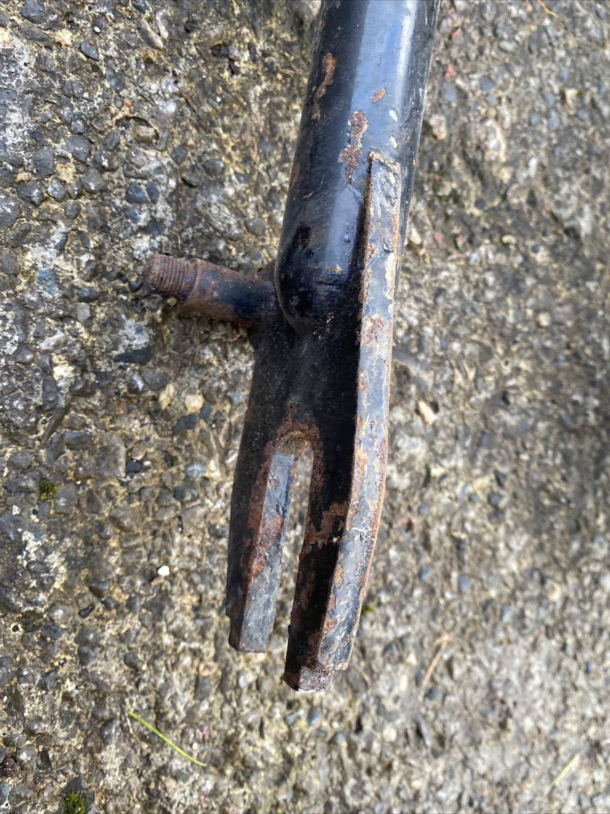Motorcycle BSA C15 swinging arm with bushes