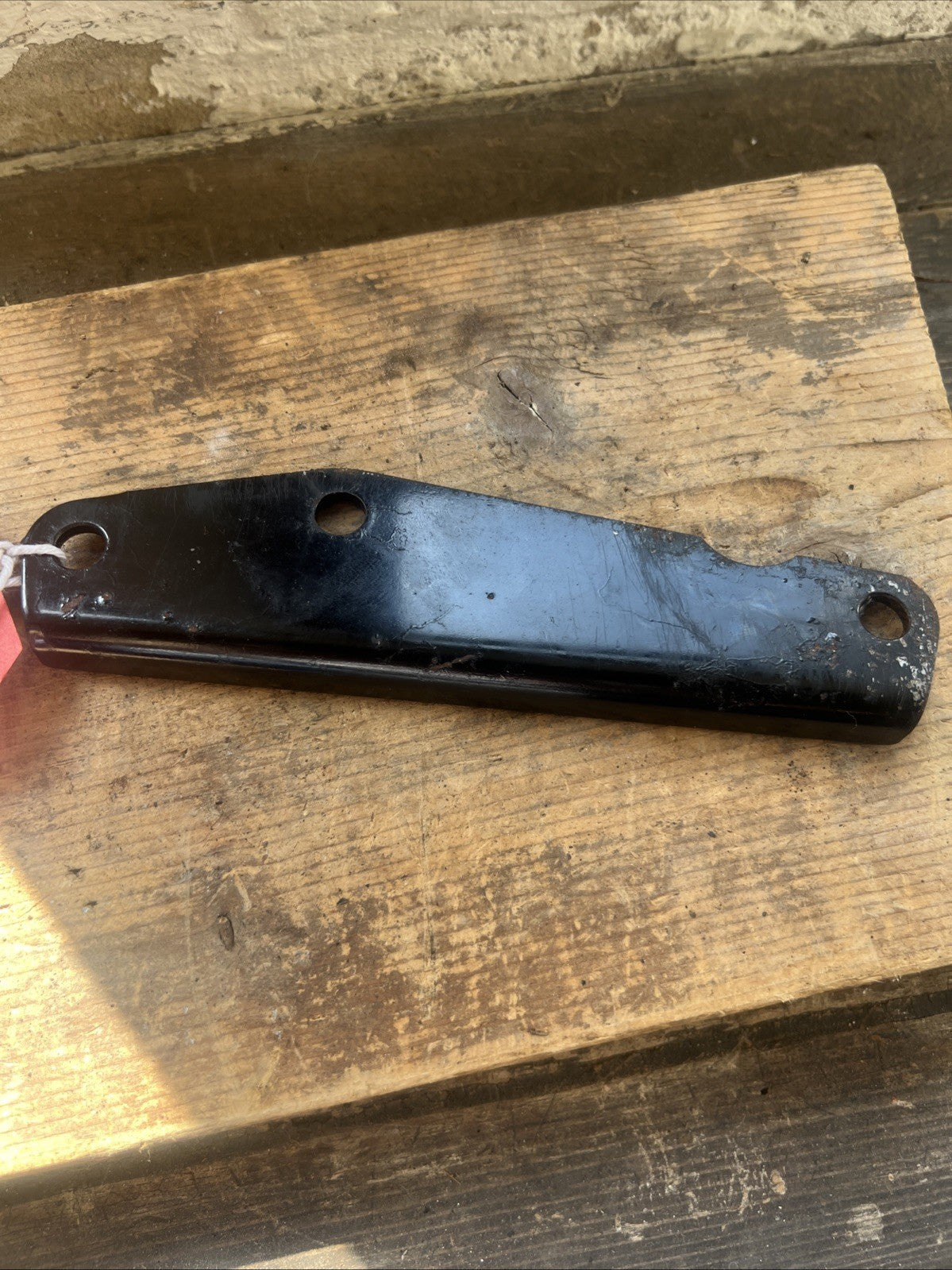 BSA B25SS B50SS Rear Right Hand Engine Mounting Plate