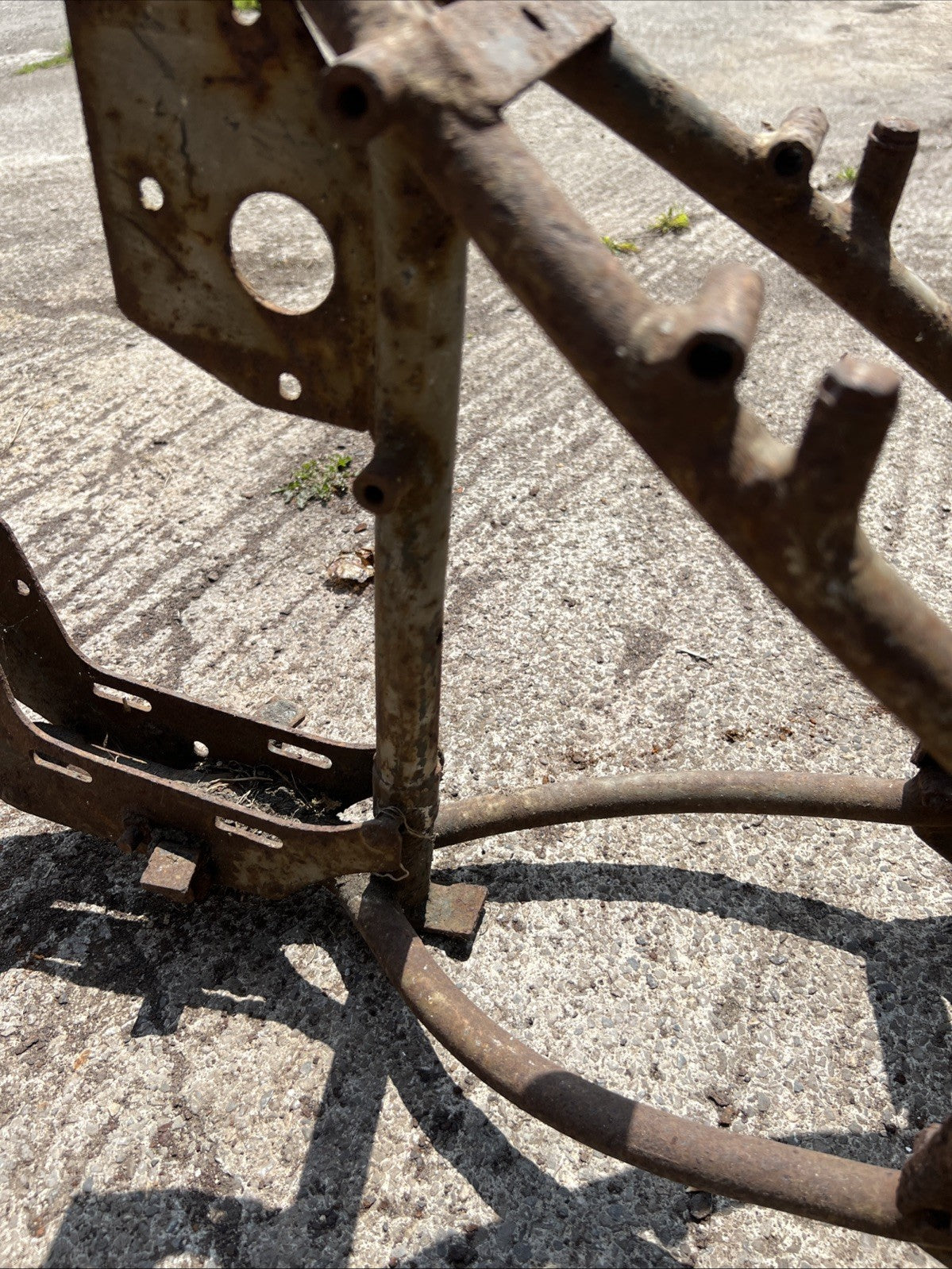 BSA C10 Main Frame With Plungers