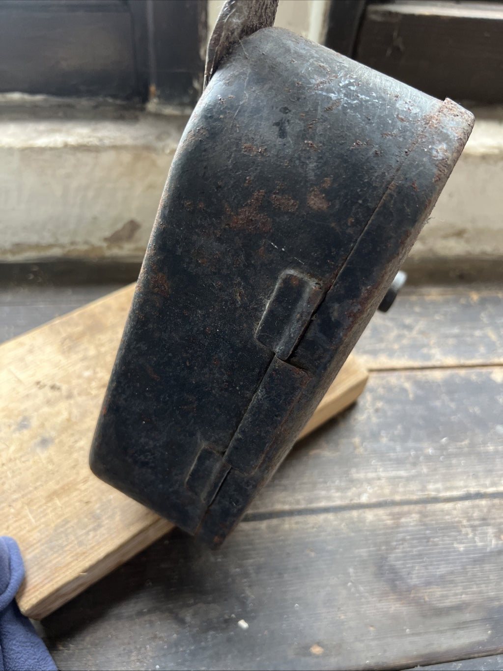 Old Rigid Frame Tool Box 3 1/4 “ Deep