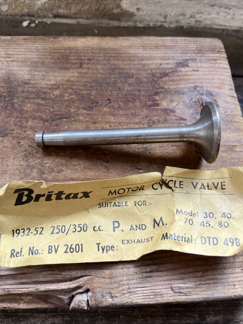 Panther 250/350cc P&M Model 30,40,70,45,80 1932-52 Exhaust Valve NOS
