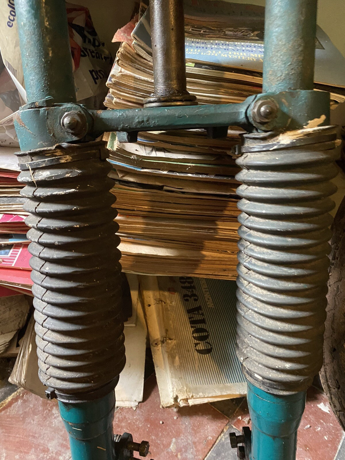 motorcycle Goldstar forks and yokes