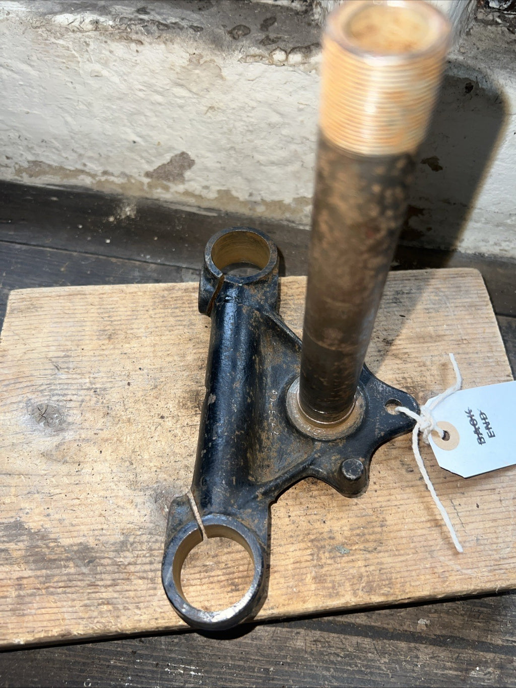 BSA C15 Standard Lower Yoke 40-5042/41 NOS