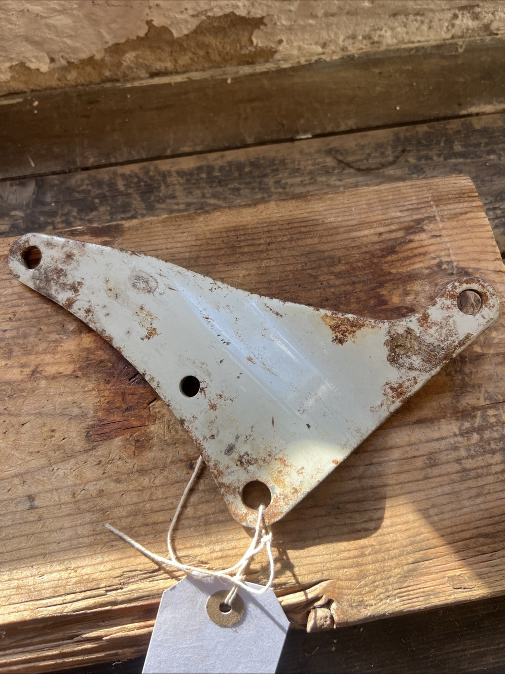 BSA 83-2110 A65 Oil Frame Left Hand Rear Engine Plate NOS