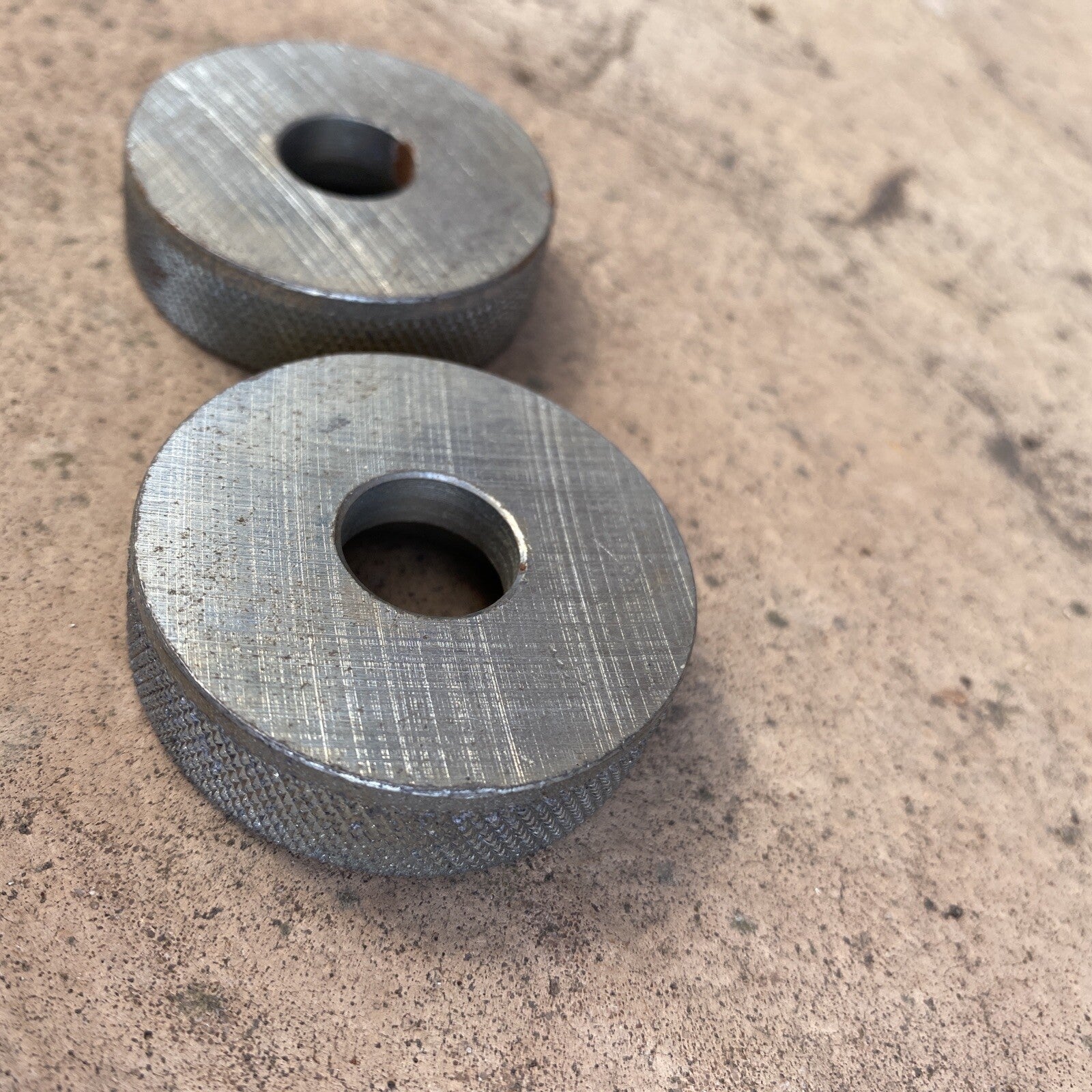 BSA A65 pre-oil Knurled swinging arm spacers 82-9537 82-9536