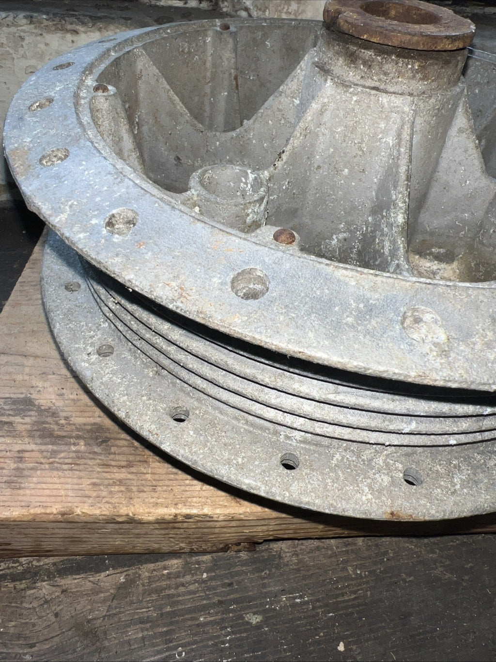 Norton Featherbed Alloy Rear Wheel Hub Bare Good Second Hand