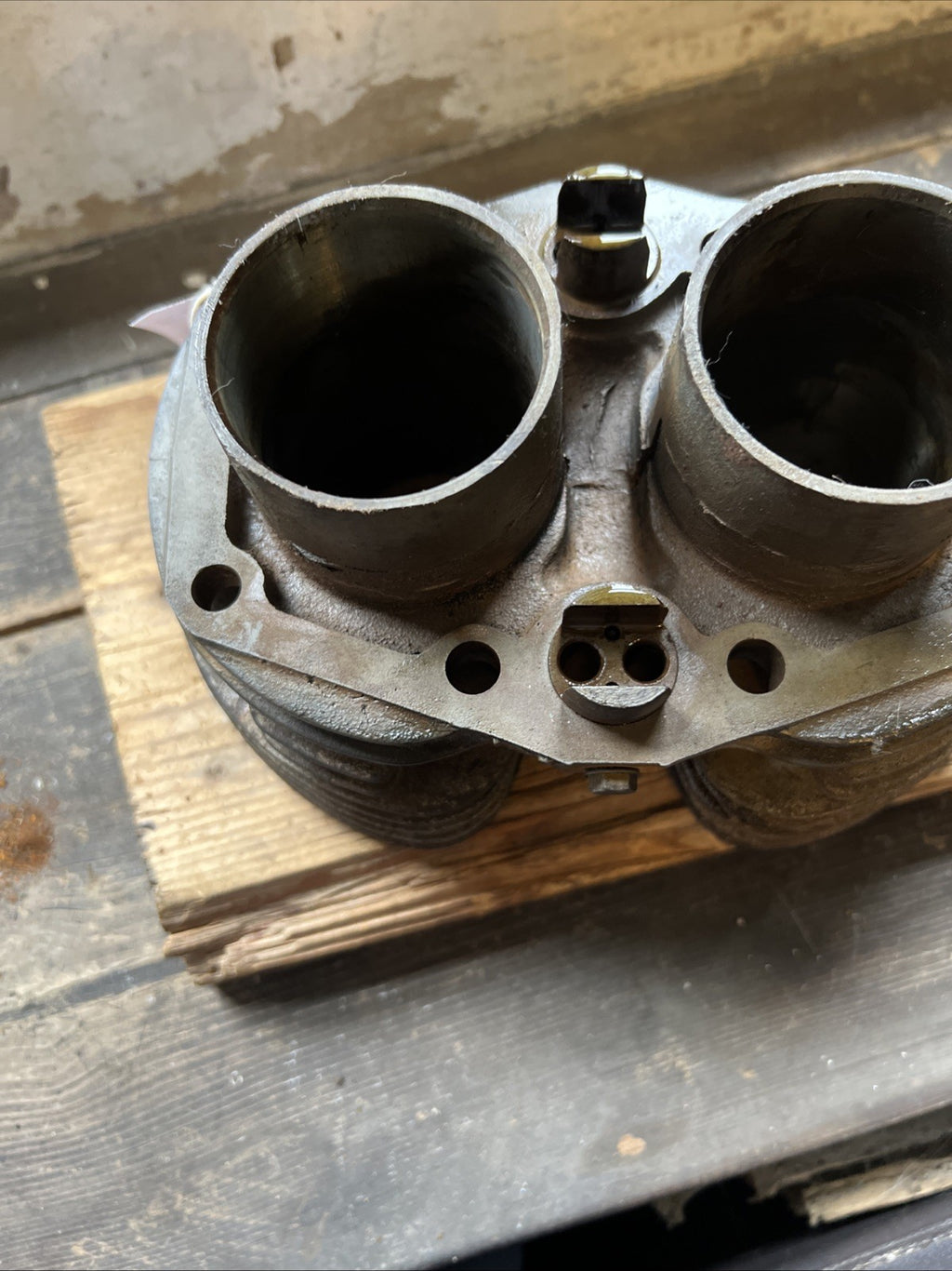 Triumph 3TA/T90 Twin 350cc Cylinder Barrel Standard Bore