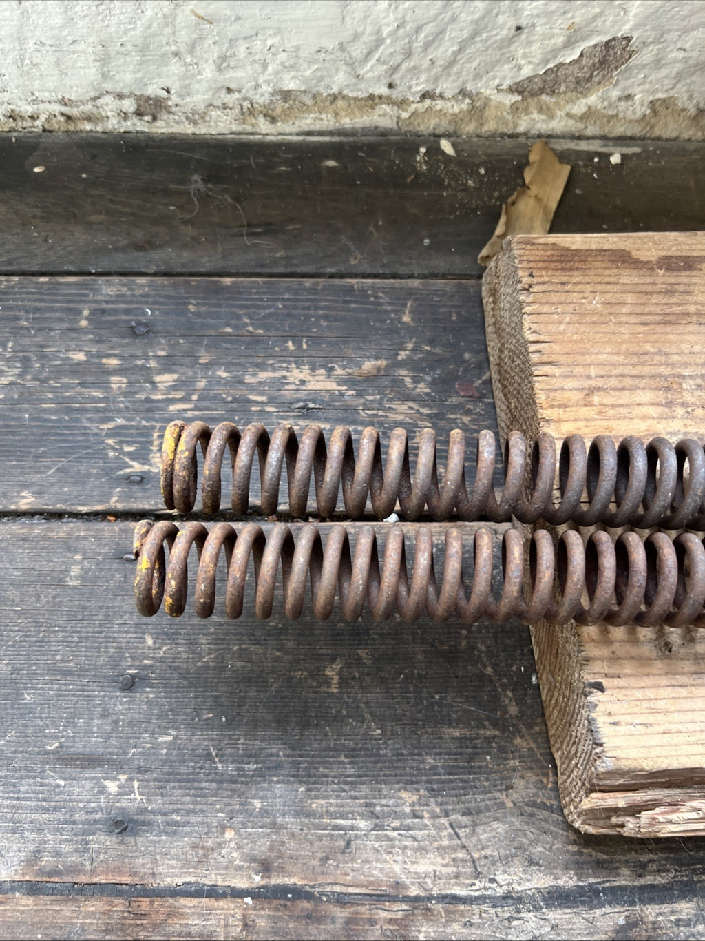 BSA C15 Internal Fork Springs Code Yellow NOS