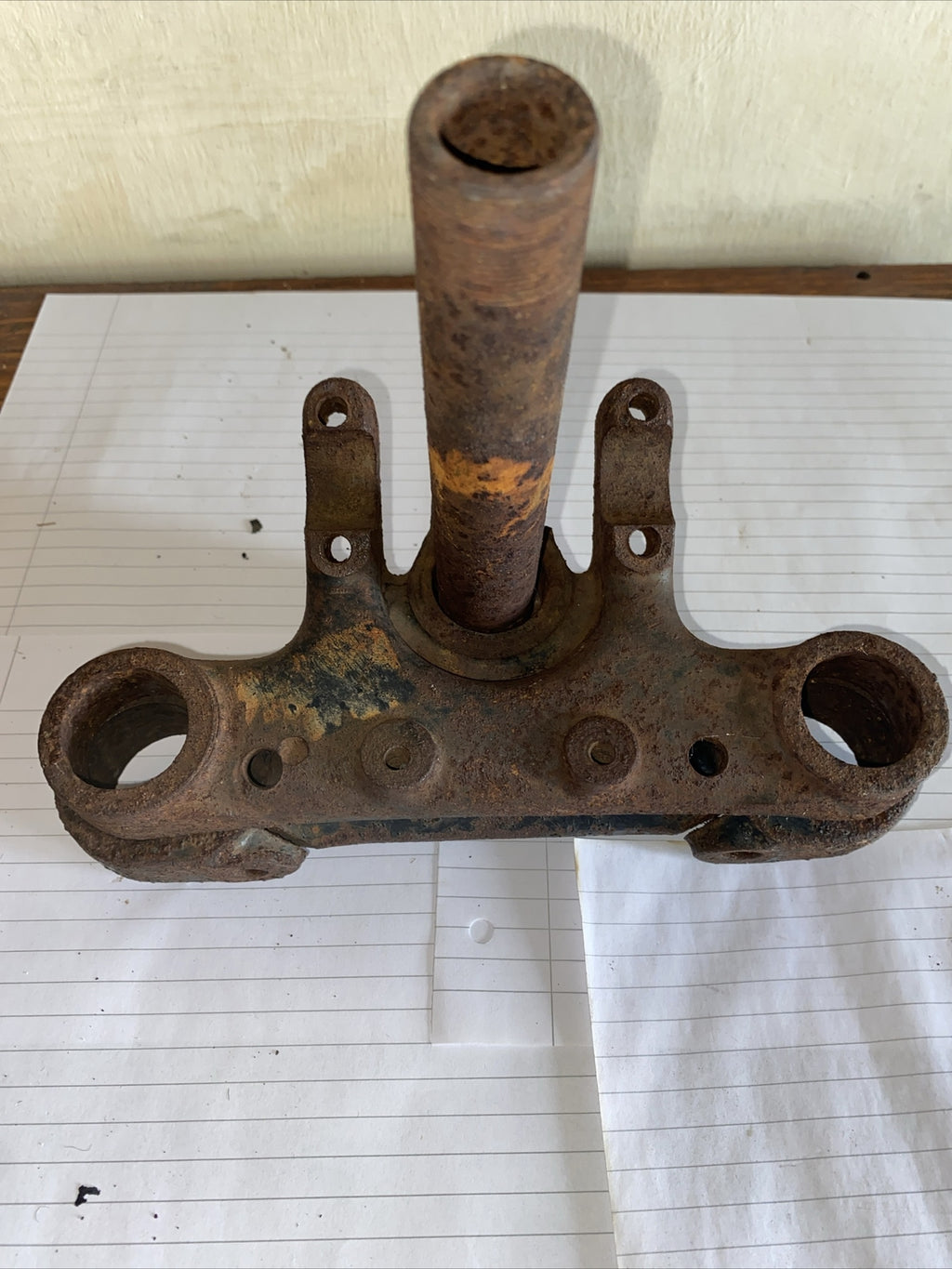 BSA B25 250 cc Pair Of Yokes