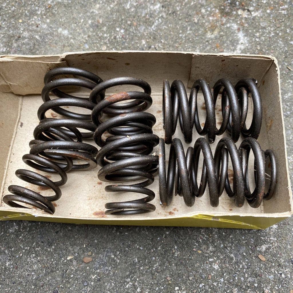 Triumph 6T T110 1961 Valve Spring Set Motorcycle Triumph 6T T110 1961