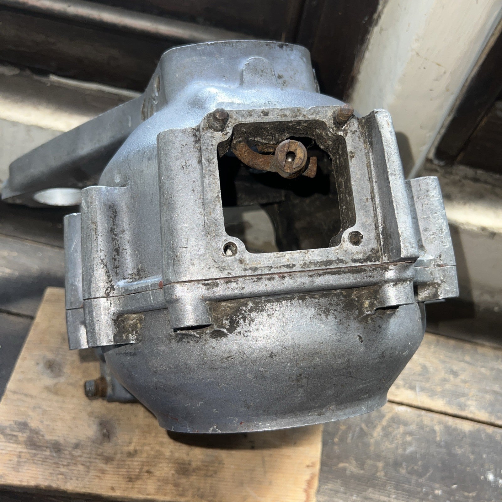 Ariel 650 Huntmaster Crankcases Marked LF731