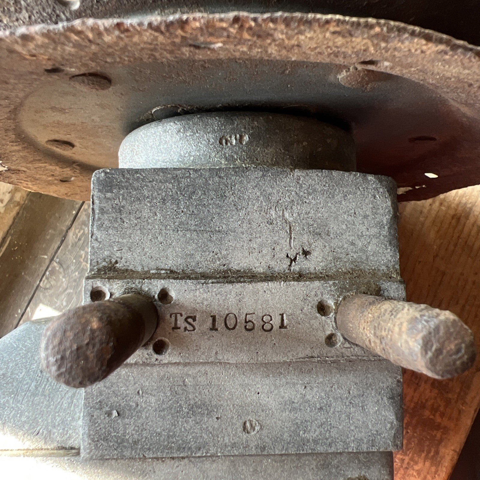 Pre War Sturmey Archer Gearbox Marked TS10581 With Kickstart Shaft