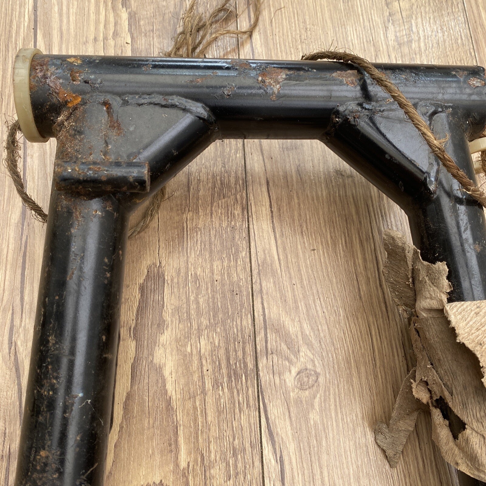 Triumph Swinging arm BSA B25 B50 T25 oil in Frame Classic Motorcycle