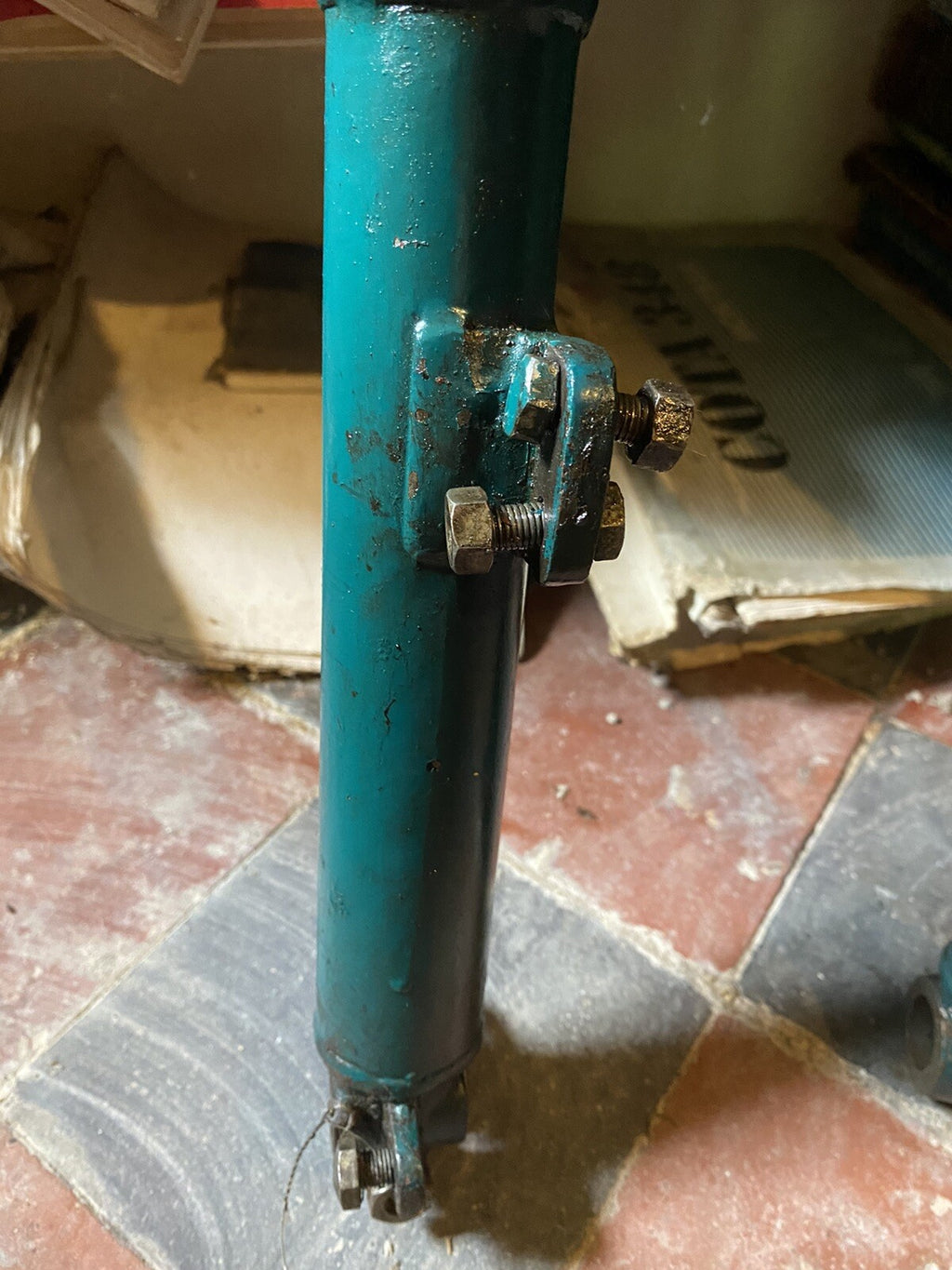 motorcycle Goldstar forks and yokes