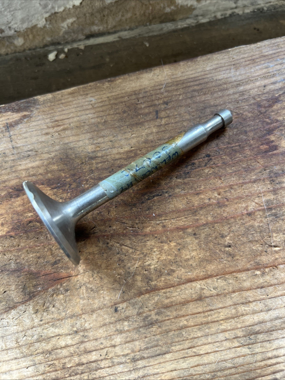 Ariel 350cc Exhaust Valve Iron Head NOS