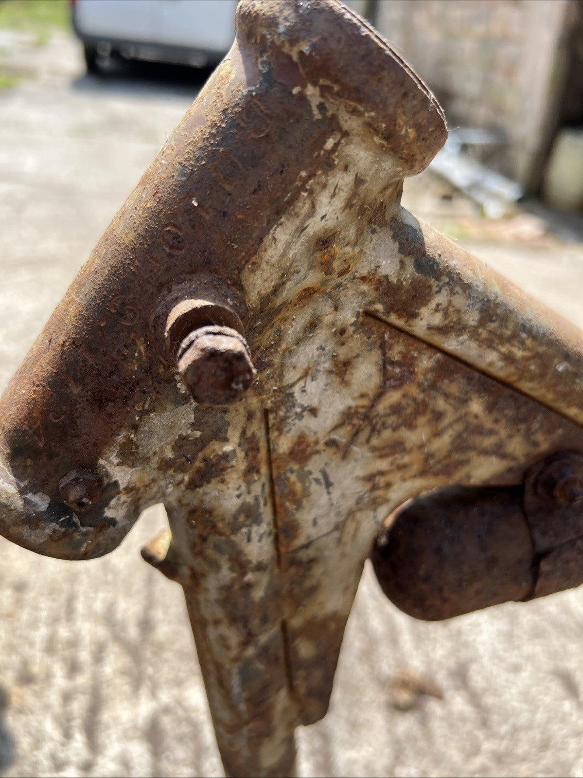 BSA C10 Main Frame With Plungers