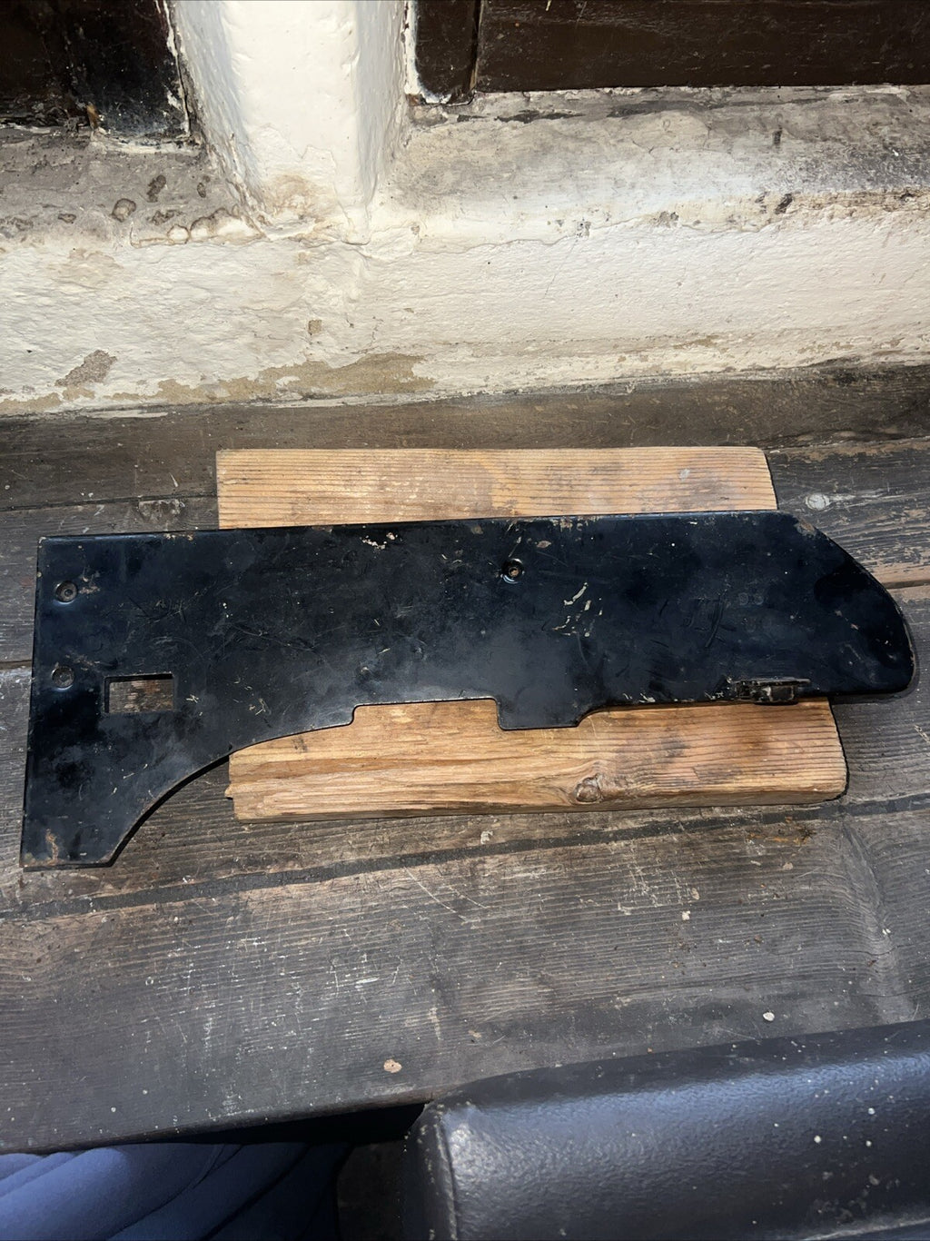 Triumph Tigress BSA Sunbeam Scooter 250cc Twin Right Hand Footrest Plate 76-9272