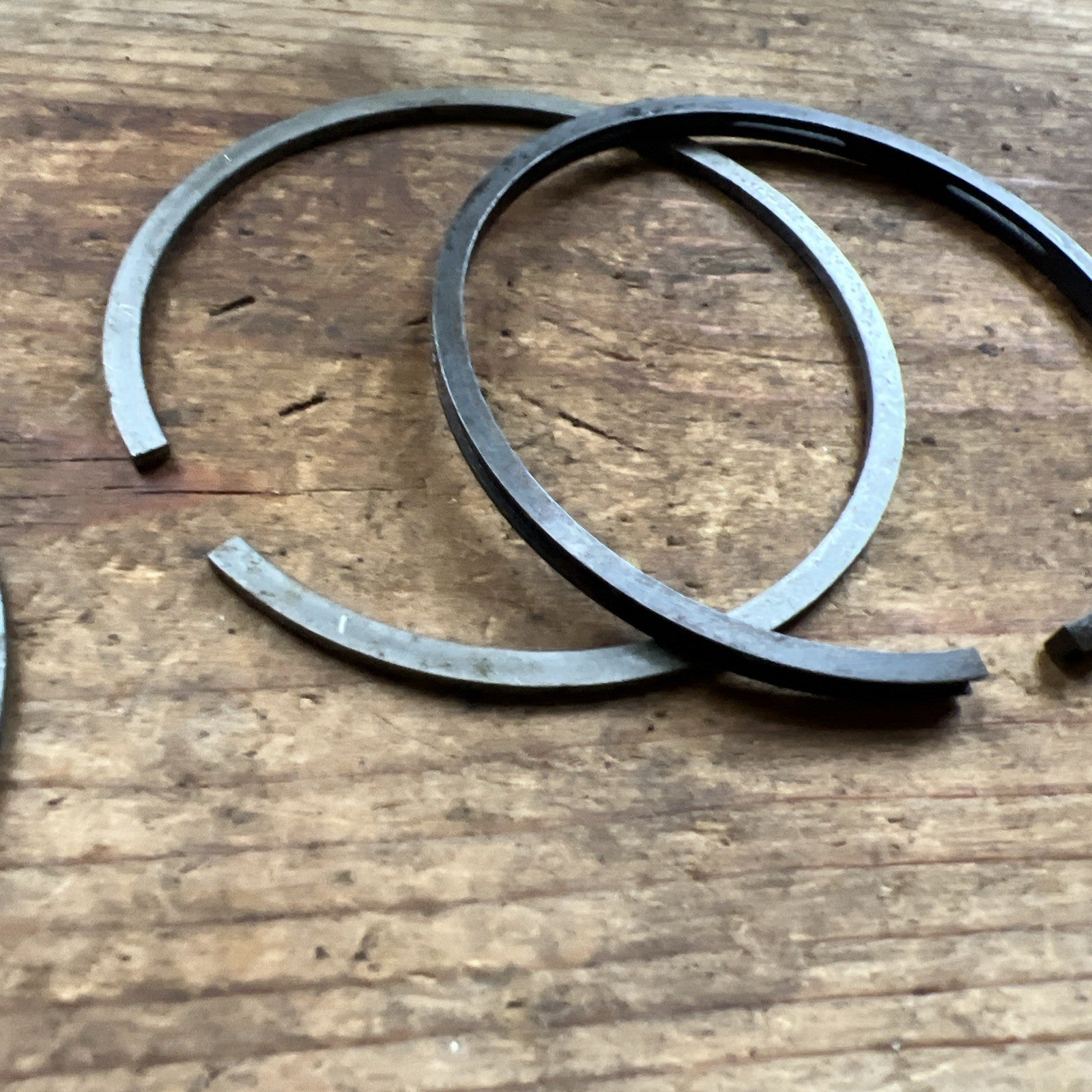 BSA C15 Standard Piston Ring Set 67mm NOS