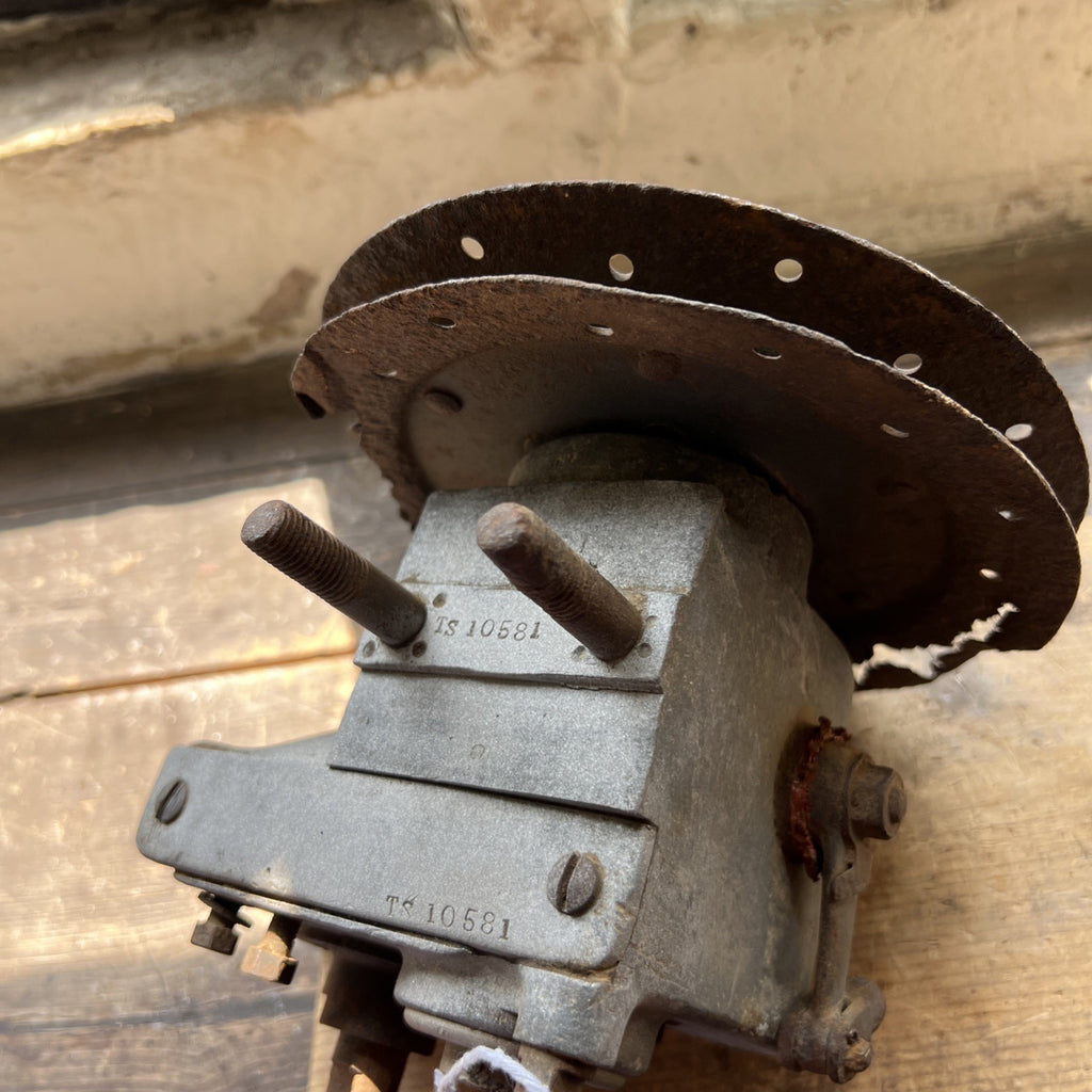 Pre War Sturmey Archer Gearbox Marked TS10581 With Kickstart Shaft