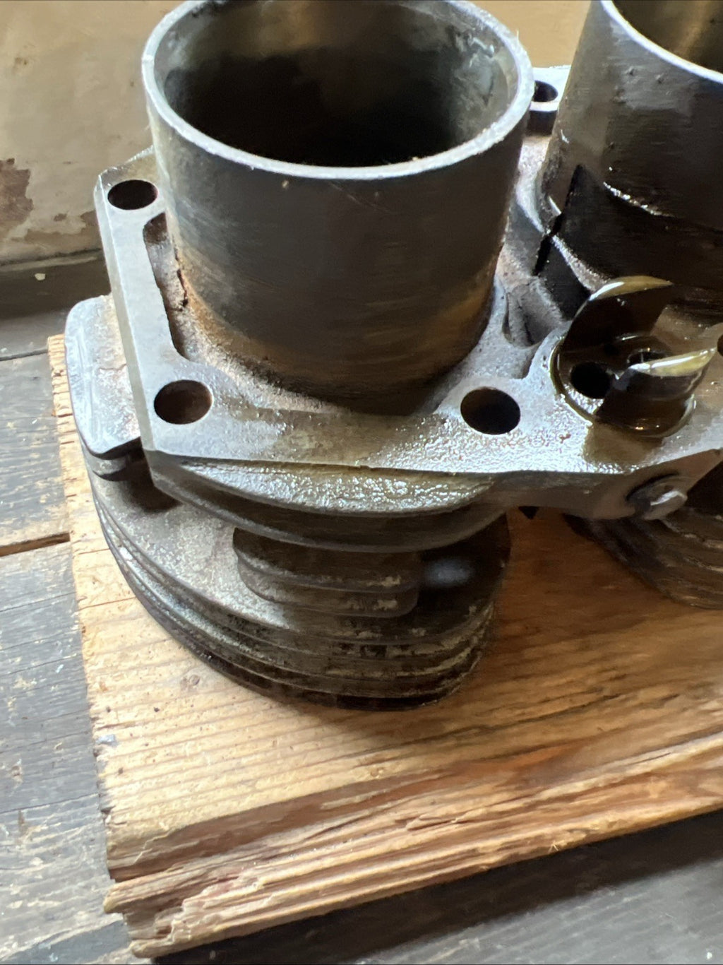 Triumph 3TA/T90 Twin 350cc Cylinder Barrel Standard Bore