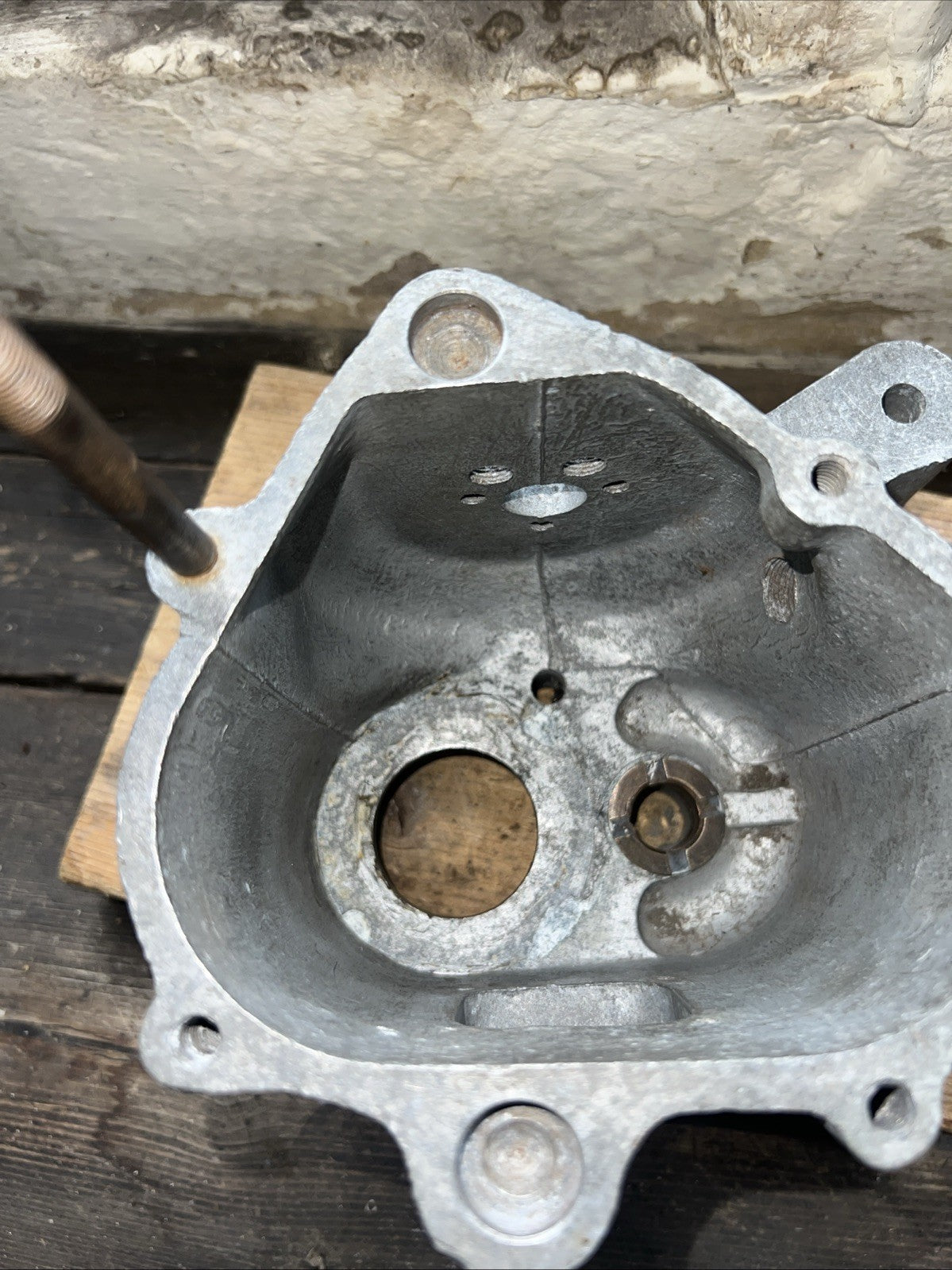 BSA 29-5445 C11 Etc Gearbox Main Shell With Bush NOS