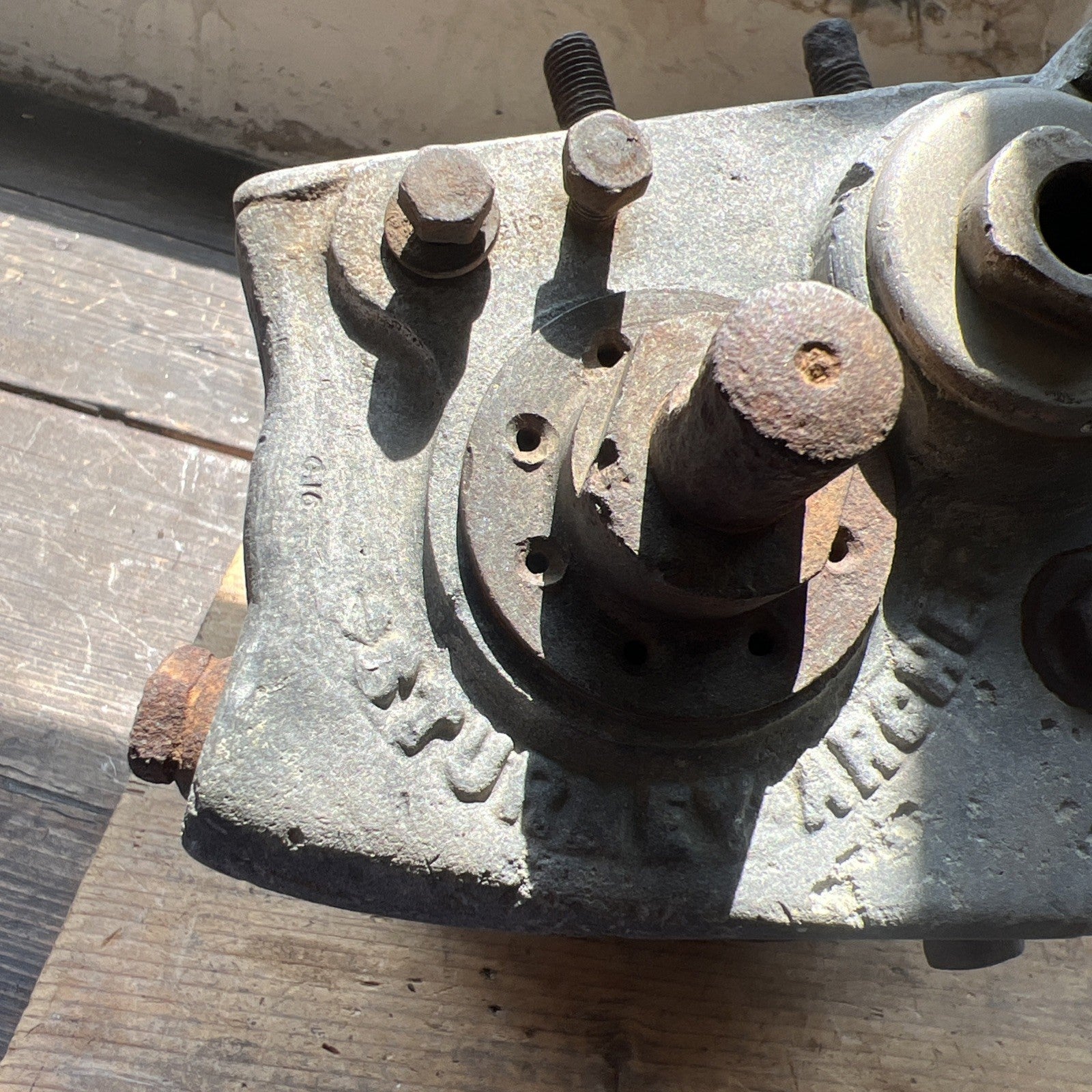 Pre War Sturmey Archer Gearbox Marked TS10581 With Kickstart Shaft