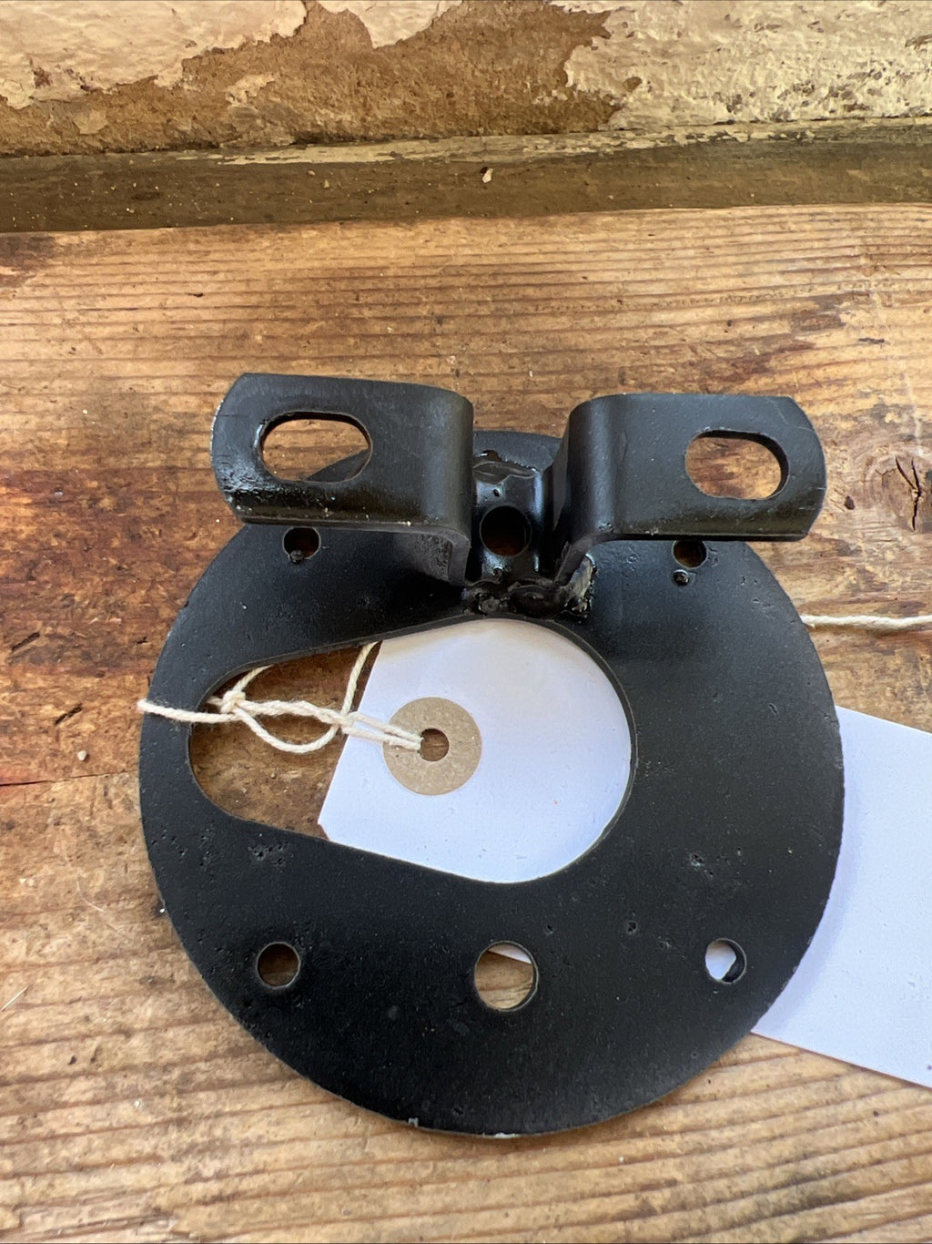 Triumph F8283 TR25W 1979 Speedo Mounting Plate NOS