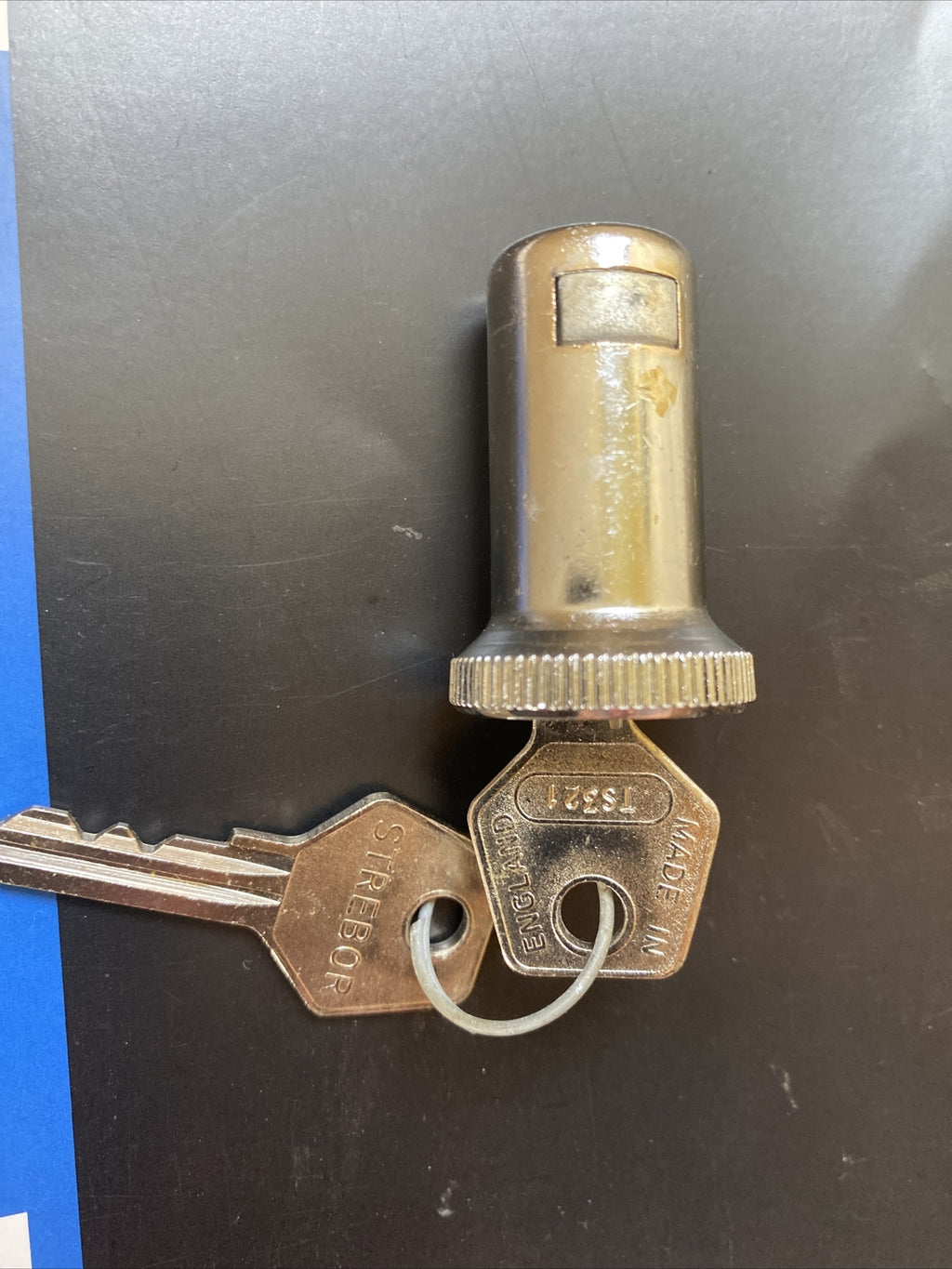 Toolbox lock and keys